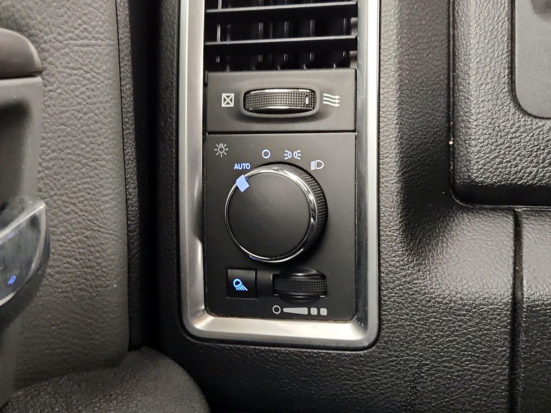 Thumbnail: 2023 RAM 1500 Classic - 13