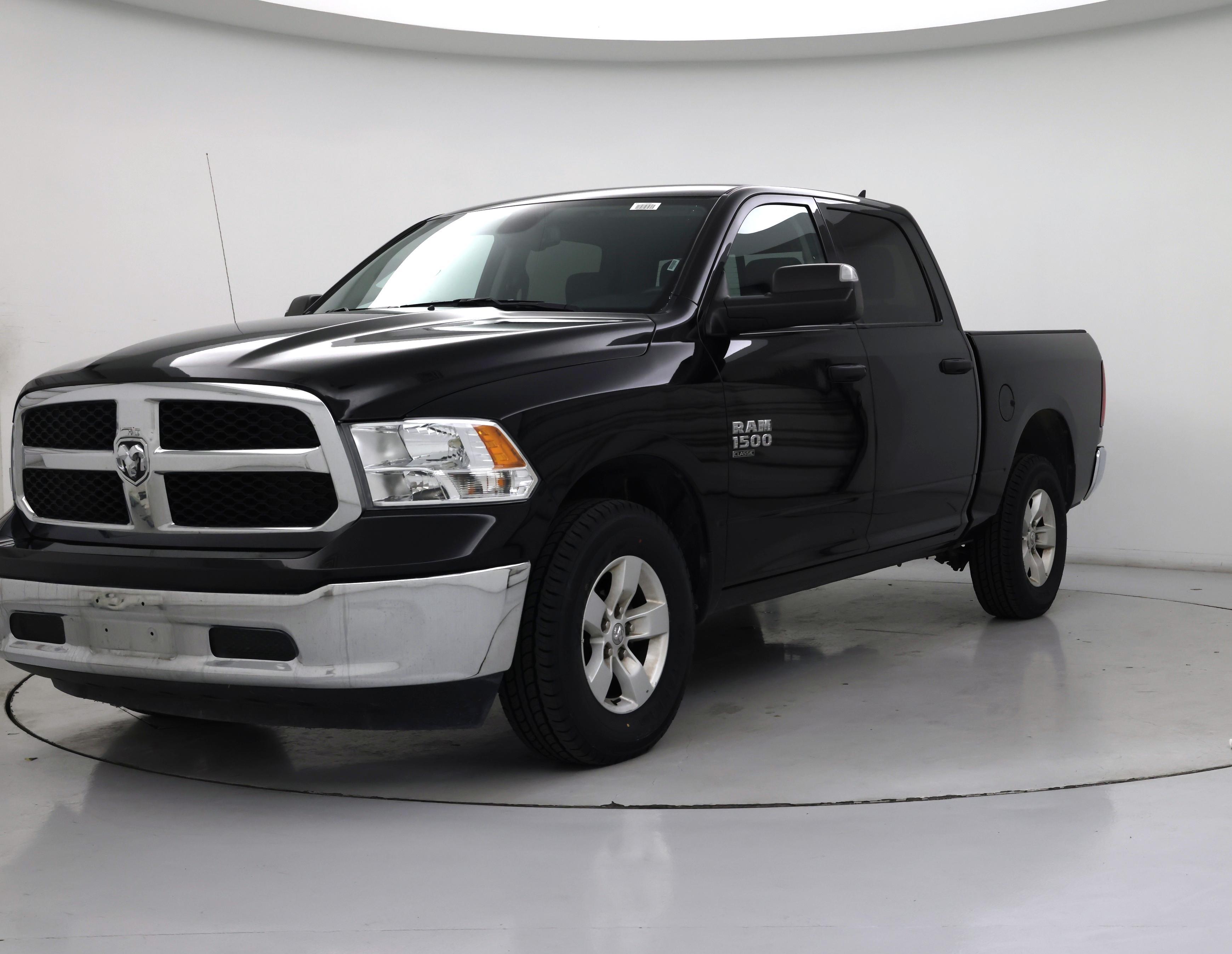 Thumbnail: 2023 RAM 1500 Classic - 4