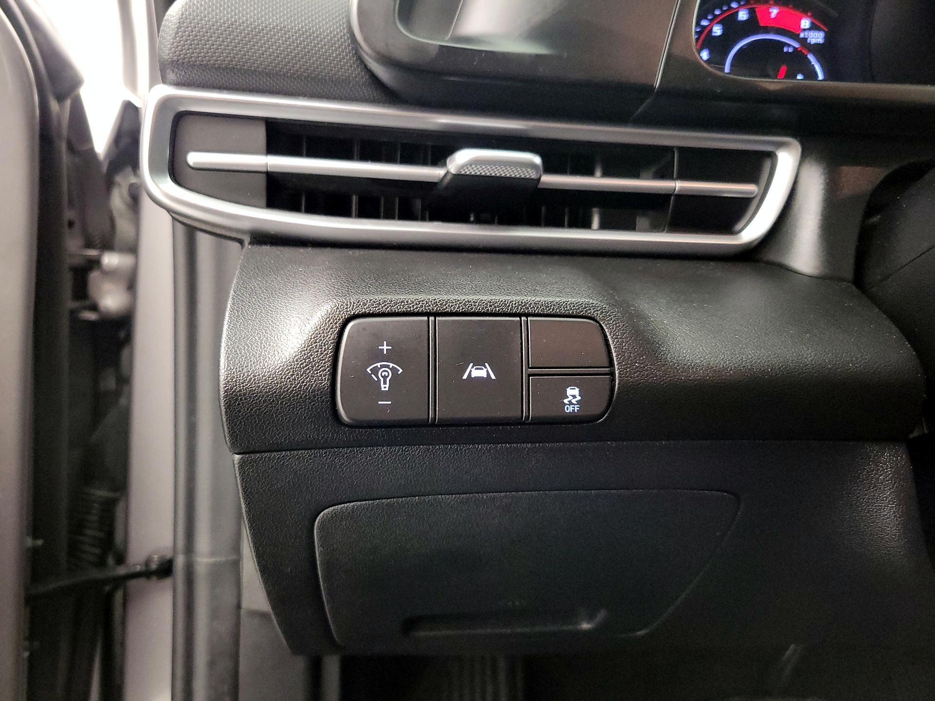 Thumbnail: 2023 Hyundai Elantra - 13