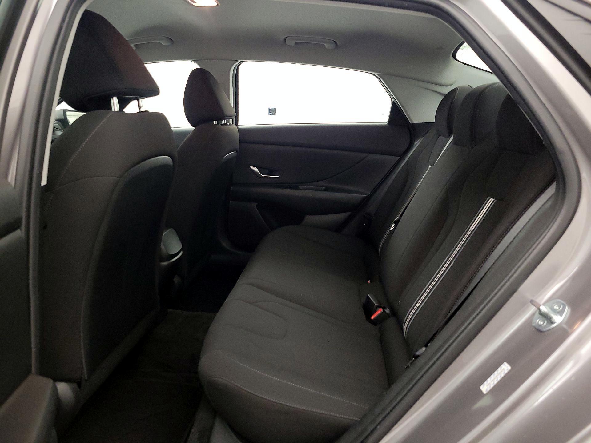 Thumbnail: 2023 Hyundai Elantra - 19