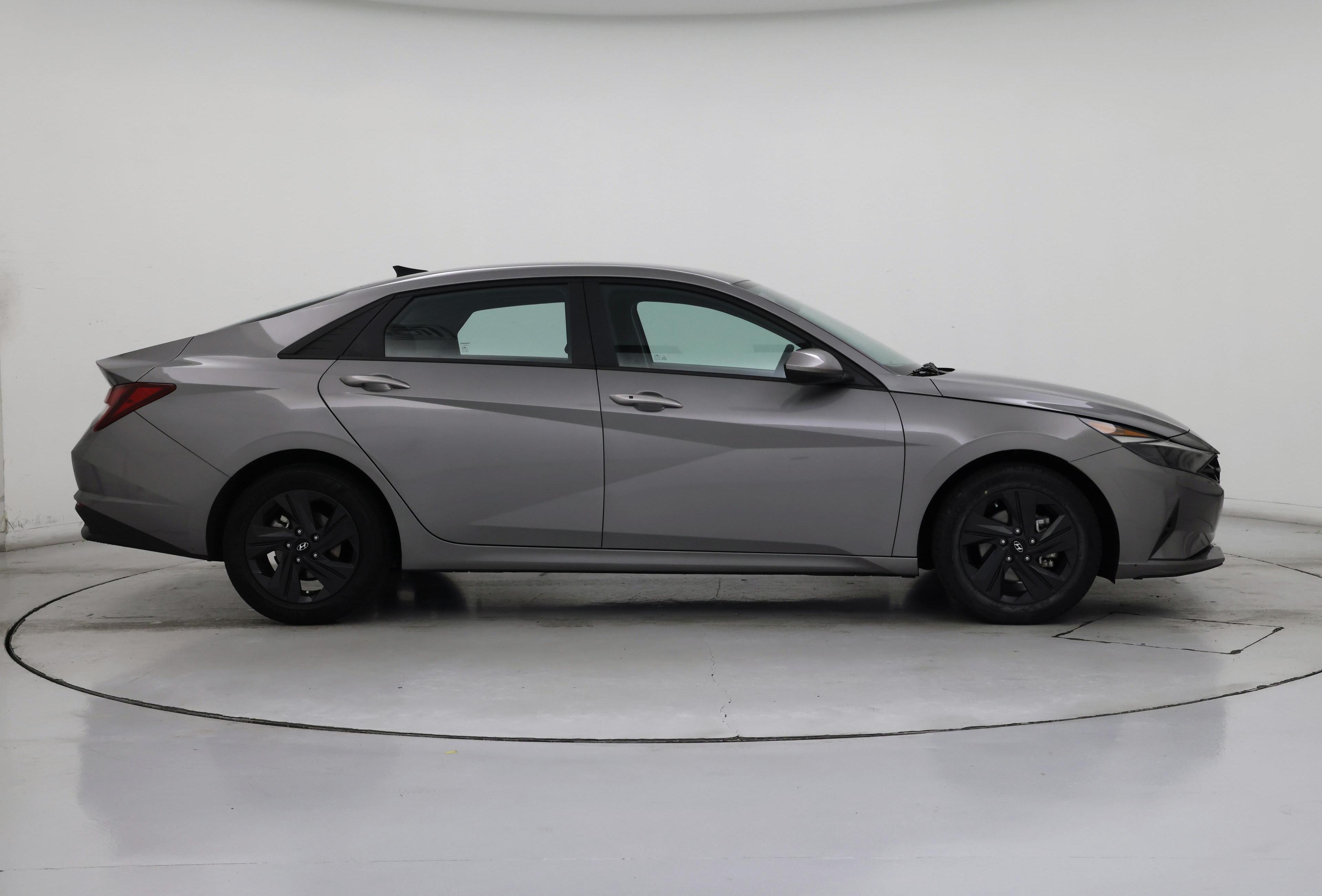 Thumbnail: 2023 Hyundai Elantra - 7