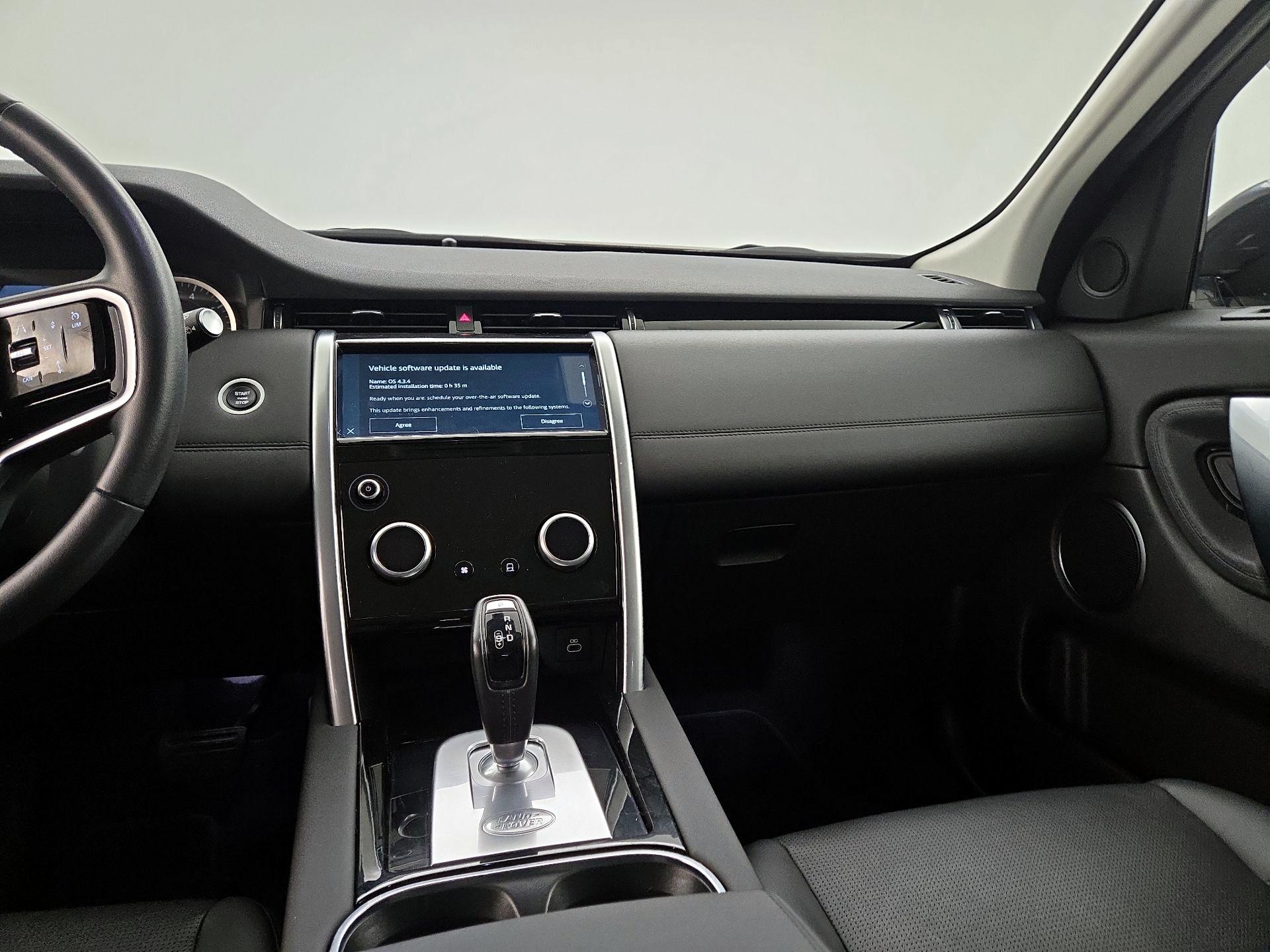 Thumbnail: 2023 Land Rover Discovery Sport - 9