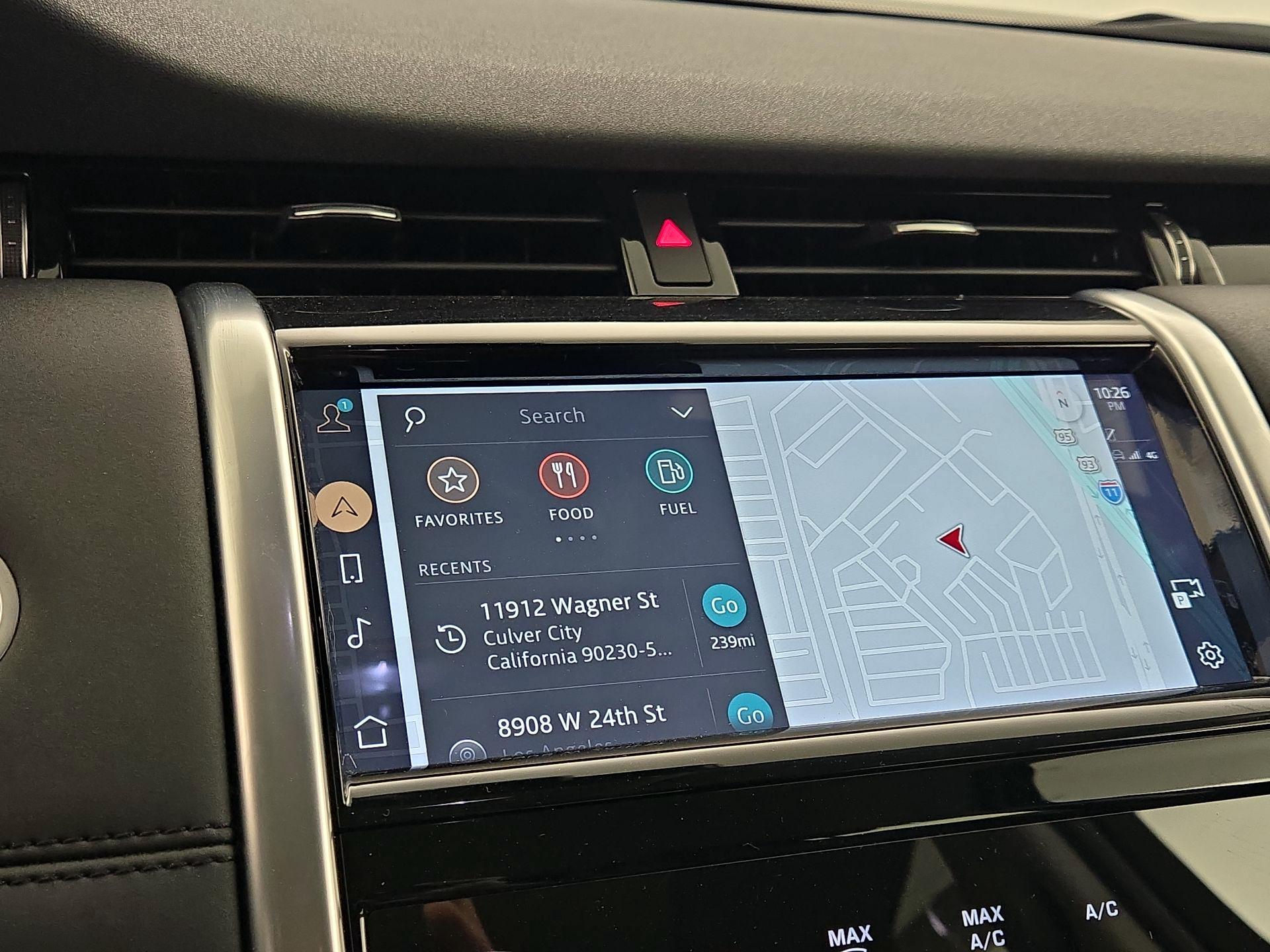 Thumbnail: 2023 Land Rover Discovery Sport - 14