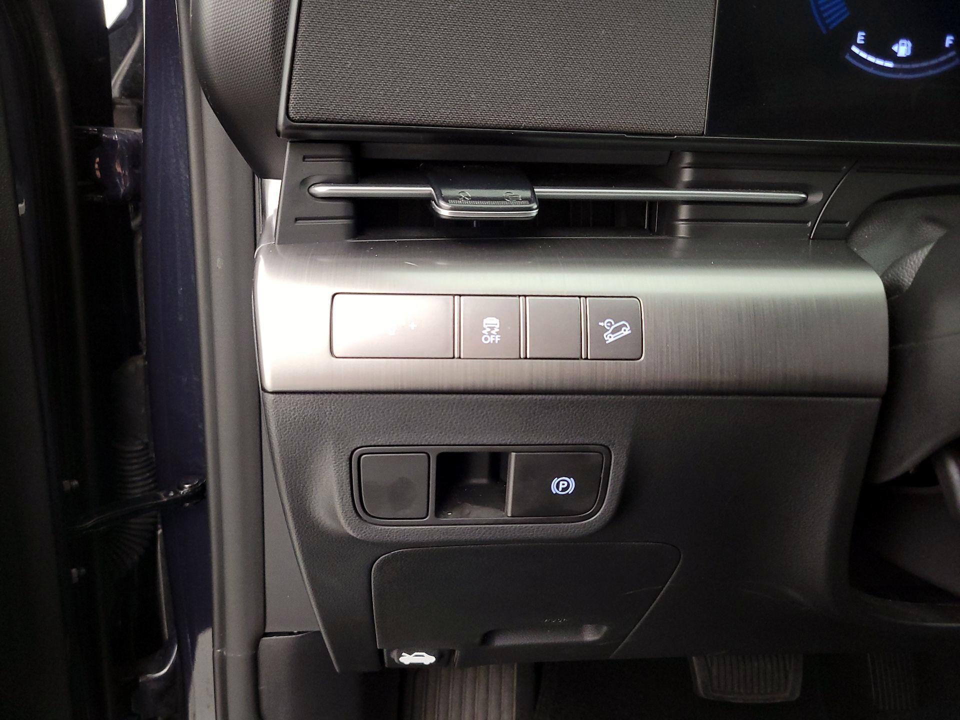 Thumbnail: 2025 Hyundai Kona - 13