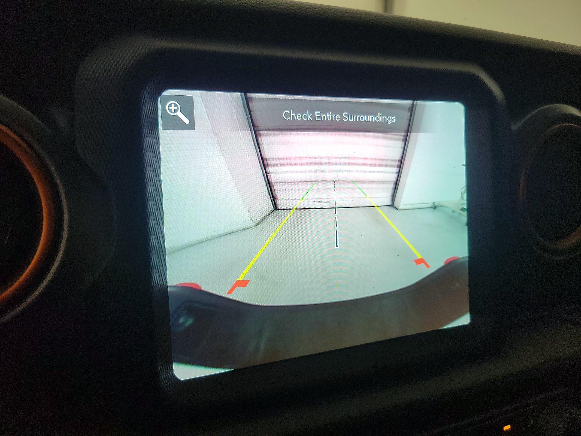 Thumbnail: 2022 Jeep Gladiator - 15