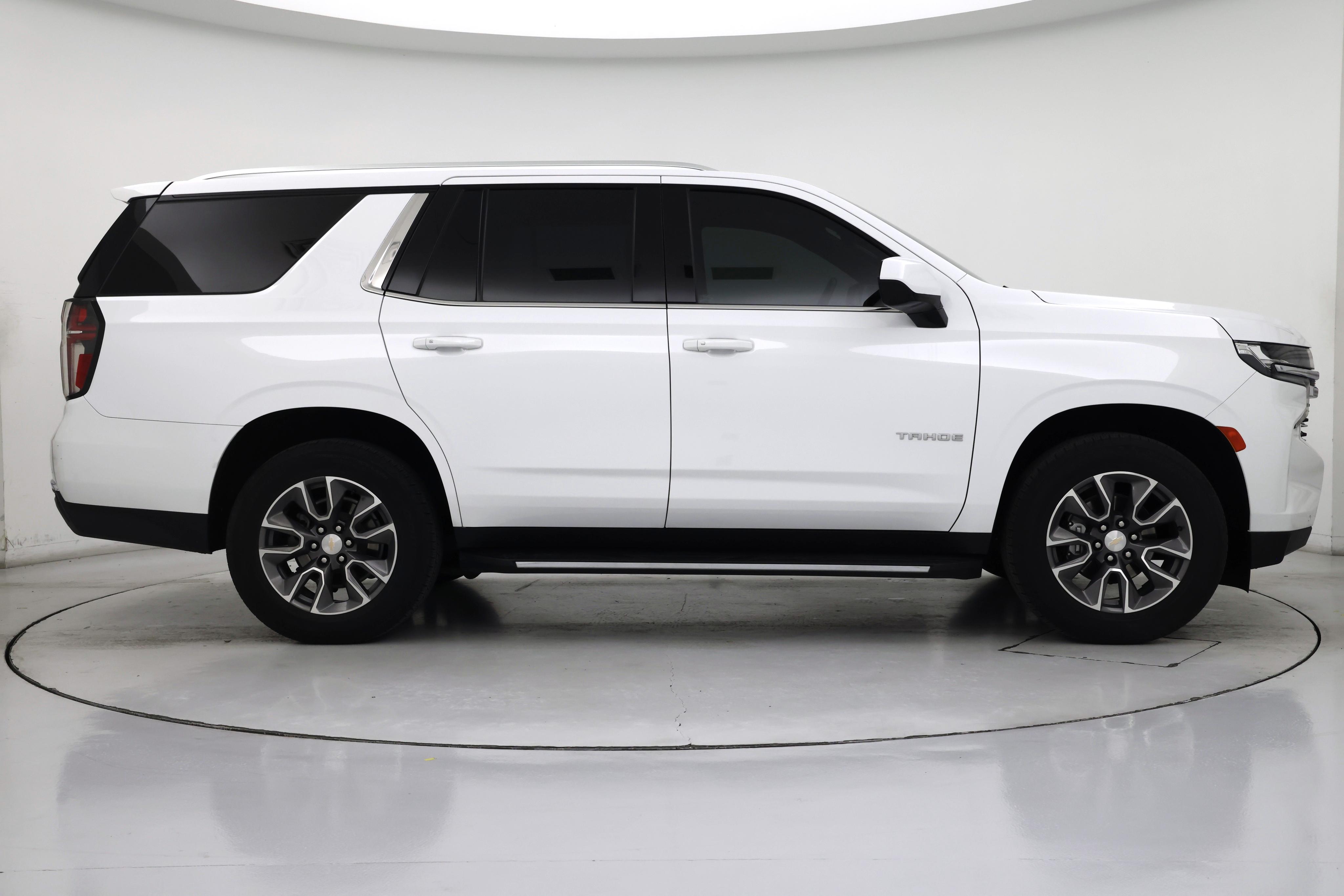 Thumbnail: 2023 Chevrolet Tahoe - 7