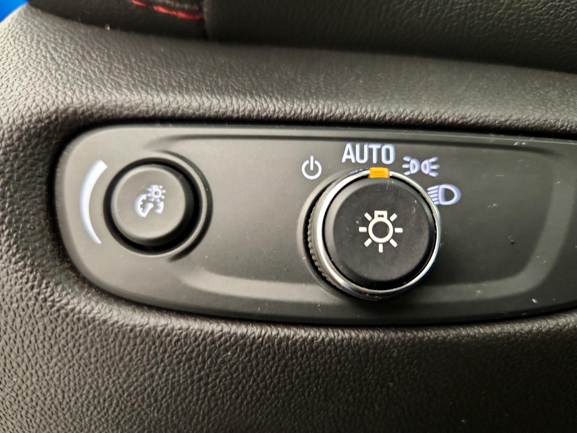 Thumbnail: 2021 Chevrolet Blazer - 13