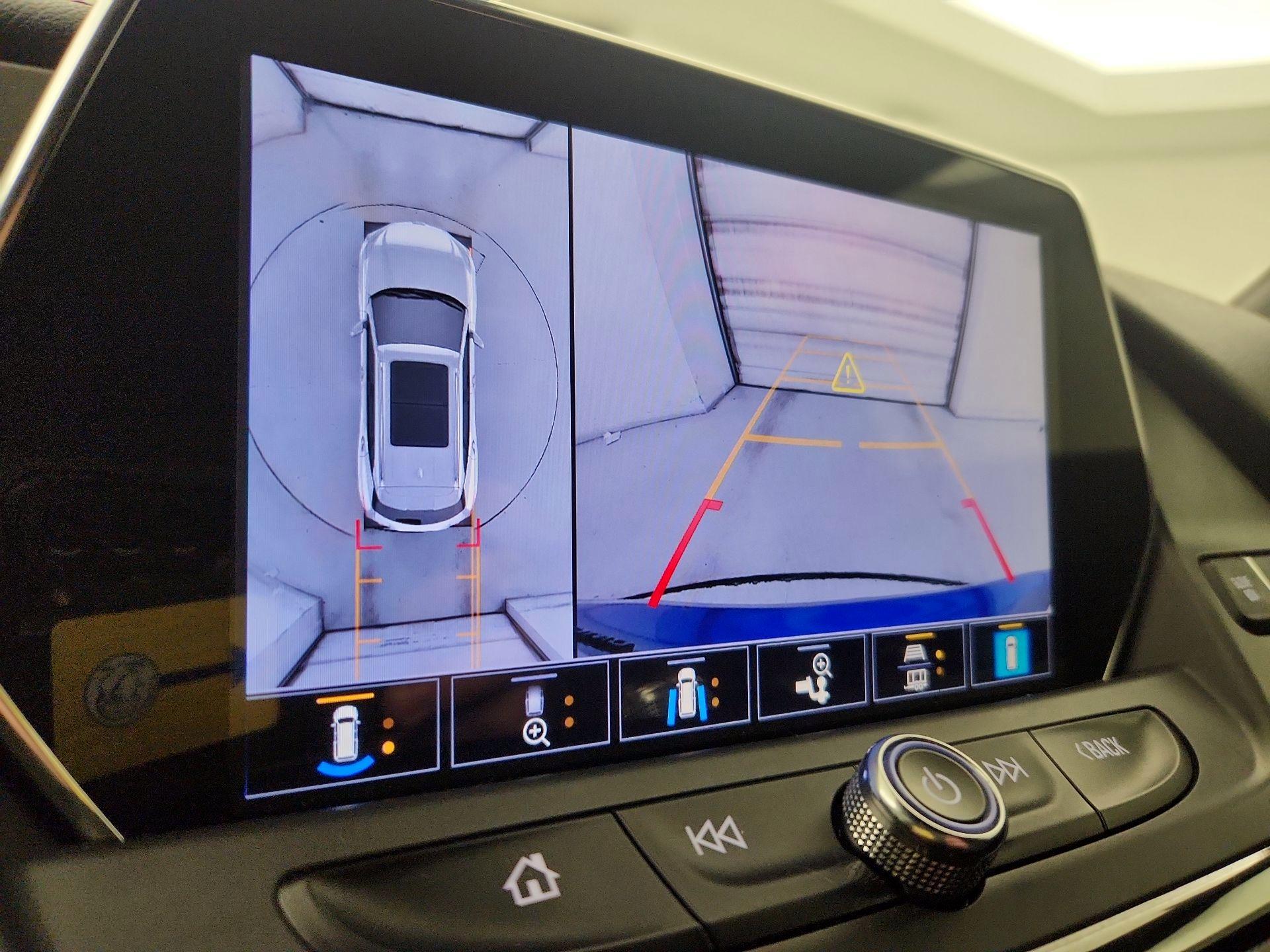 Thumbnail: 2021 Chevrolet Blazer - 14