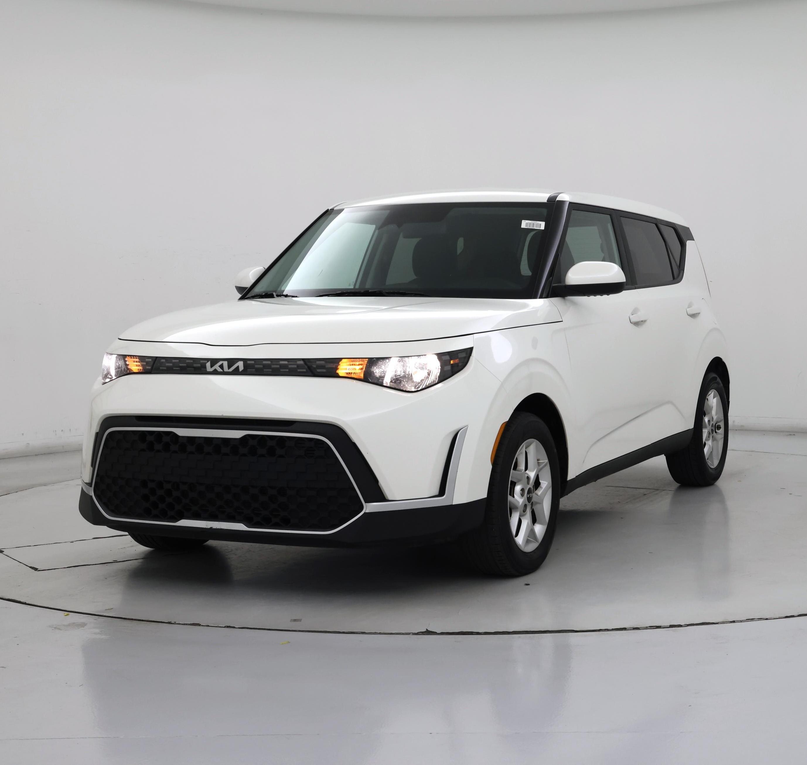 Thumbnail: 2023 Kia Soul - 4