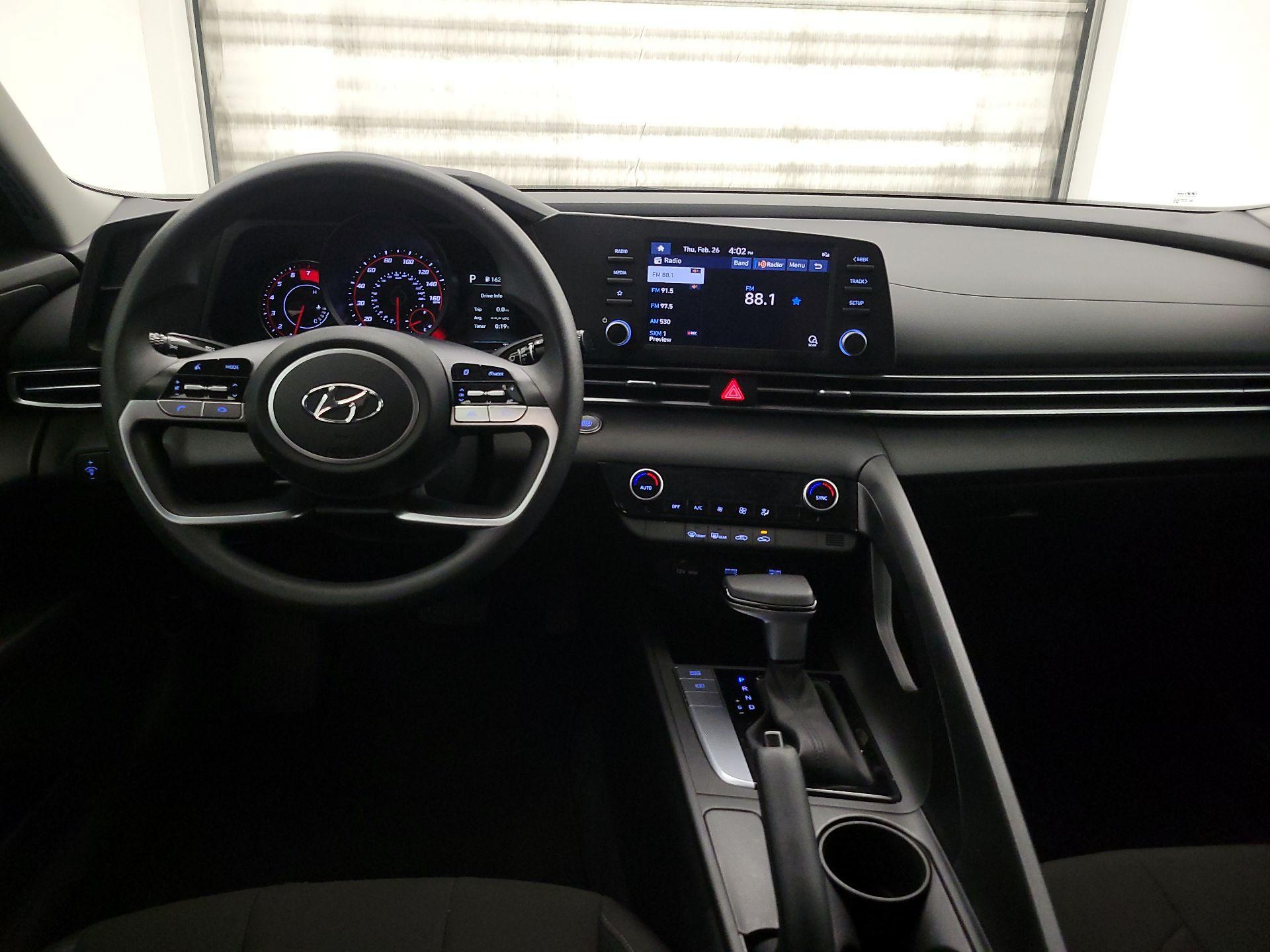 Thumbnail: 2023 Hyundai Elantra - 9