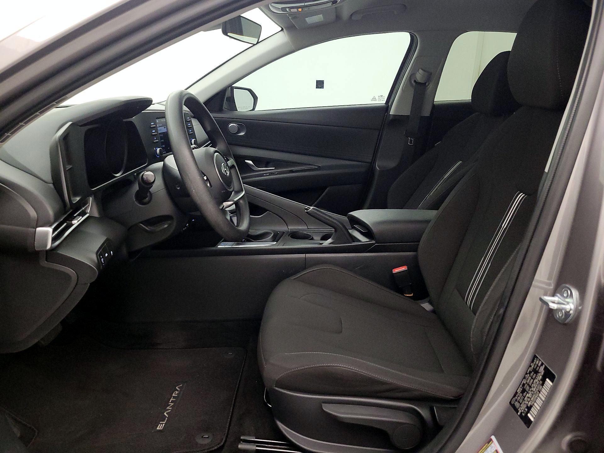 Thumbnail: 2023 Hyundai Elantra - 11