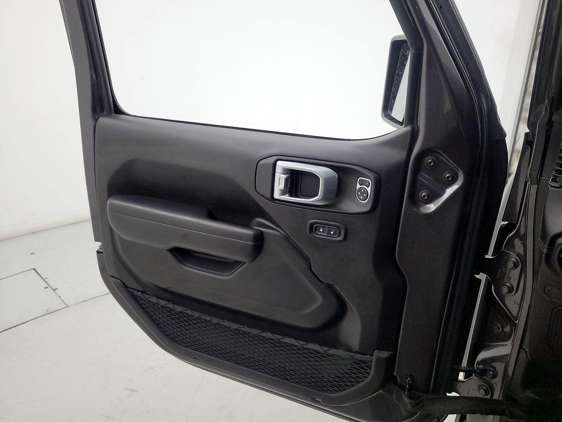 Thumbnail: 2024 Jeep Wrangler - 12