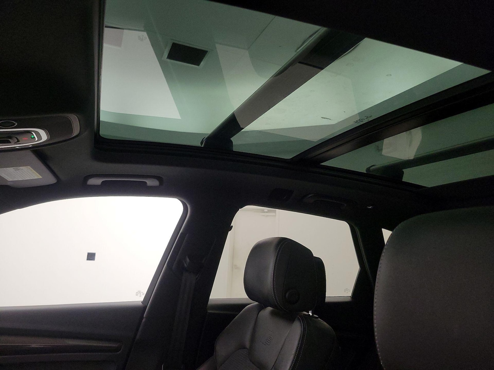 2022 Audi SQ5 Premium Plus - Photo 20