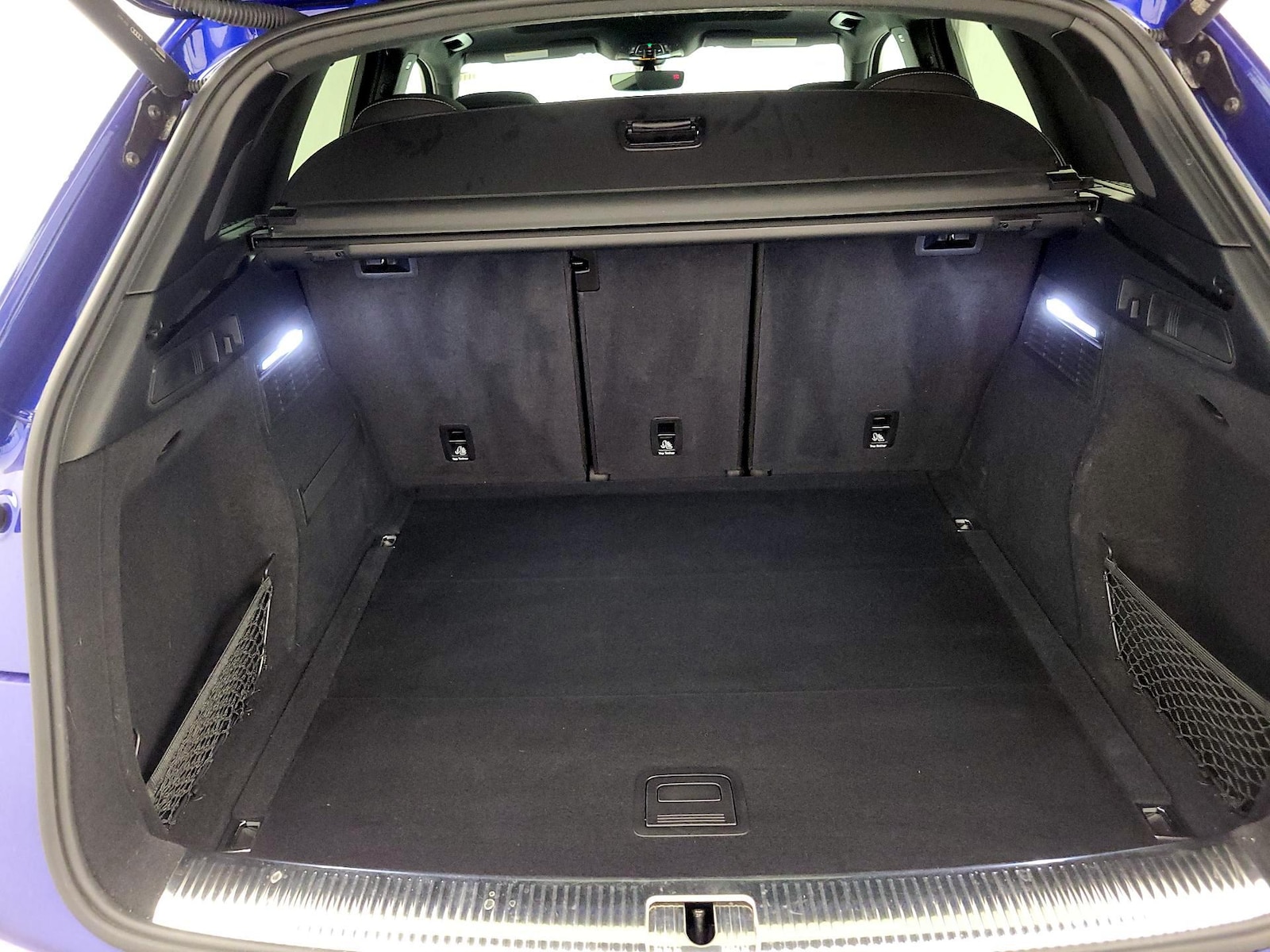 2022 Audi SQ5 Premium Plus - Photo 22