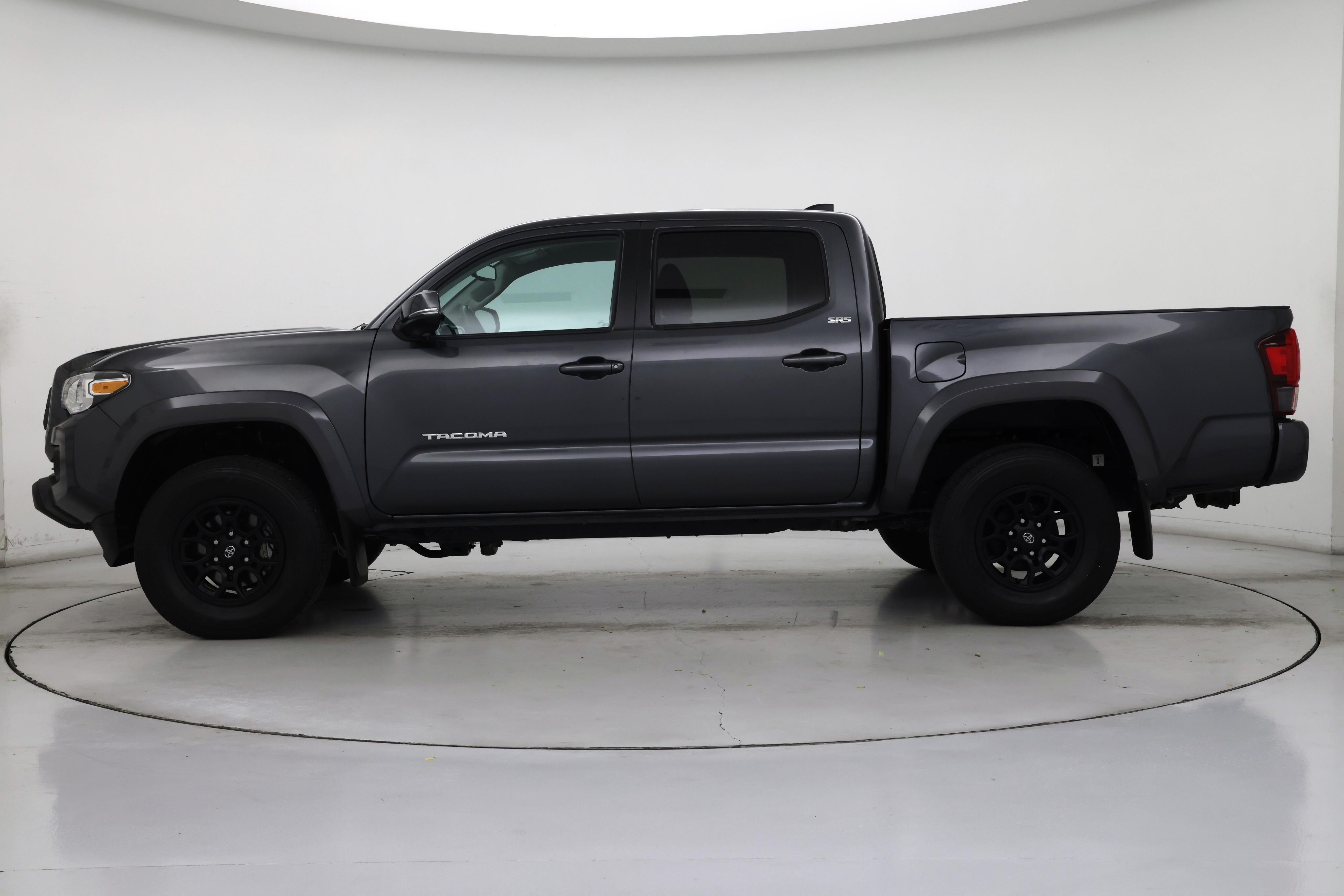 Thumbnail: 2021 Toyota Tacoma - 3