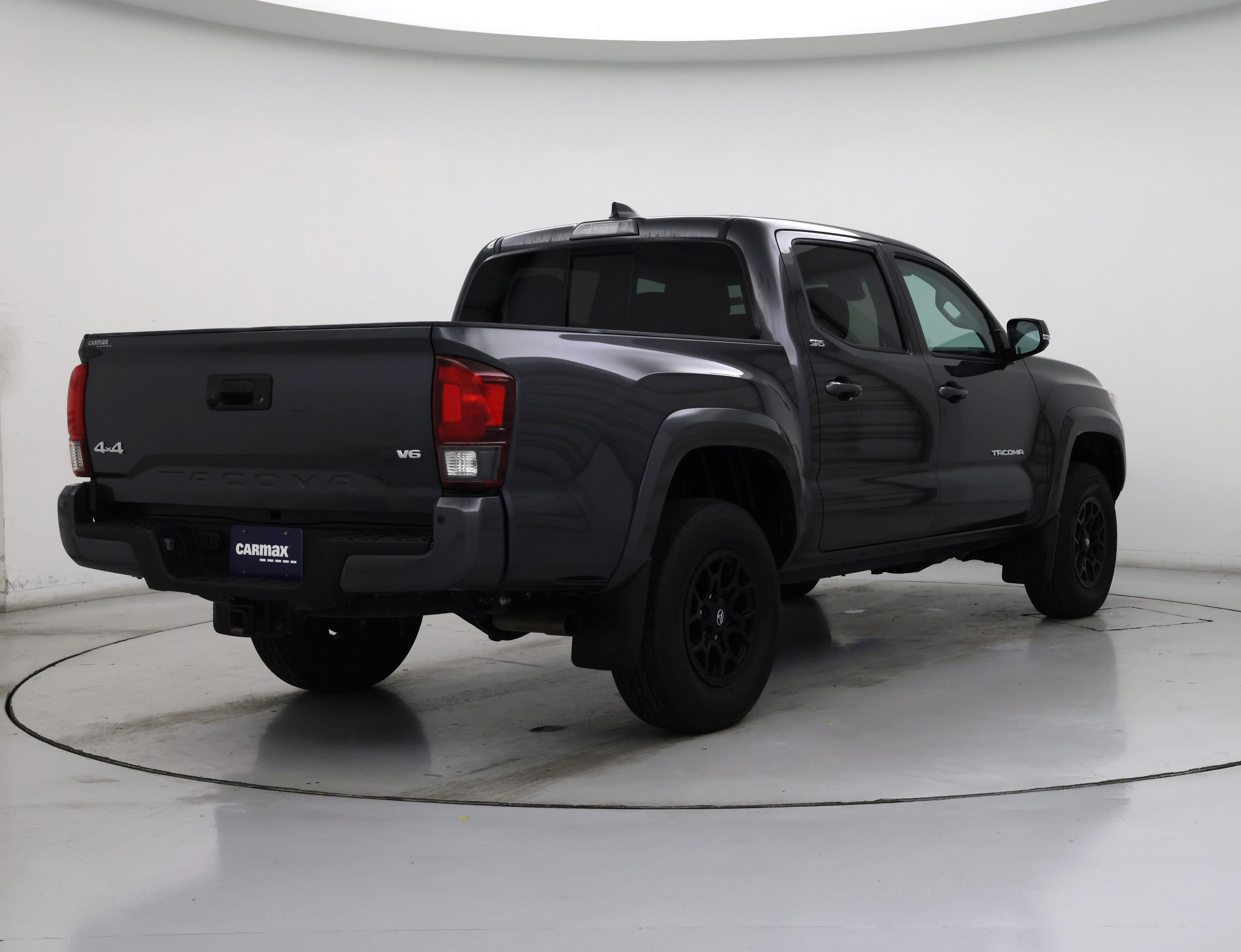 Thumbnail: 2021 Toyota Tacoma - 8