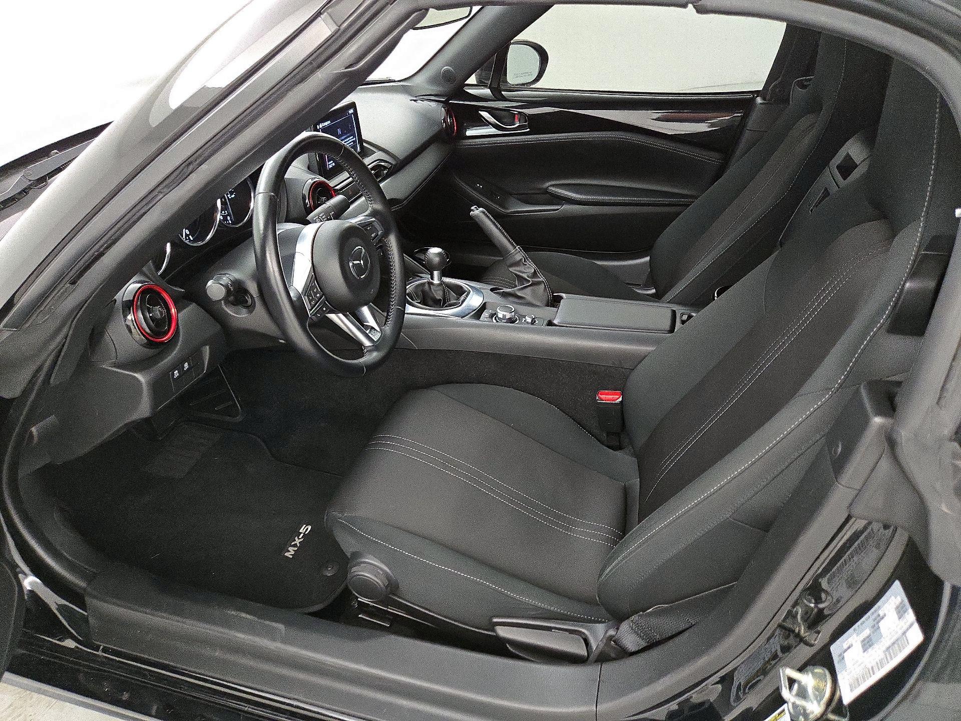 Thumbnail: 2020 Mazda MX-5 Miata - 11