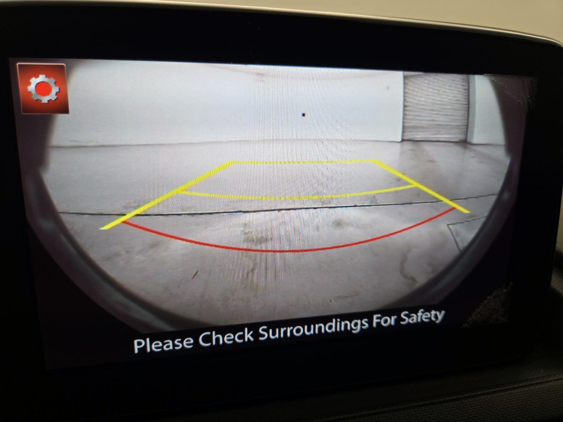 Thumbnail: 2020 Mazda MX-5 Miata - 14