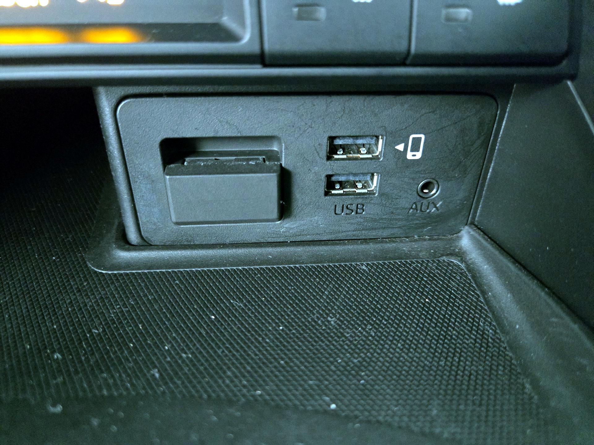 Thumbnail: 2020 Mazda MX-5 Miata - 18