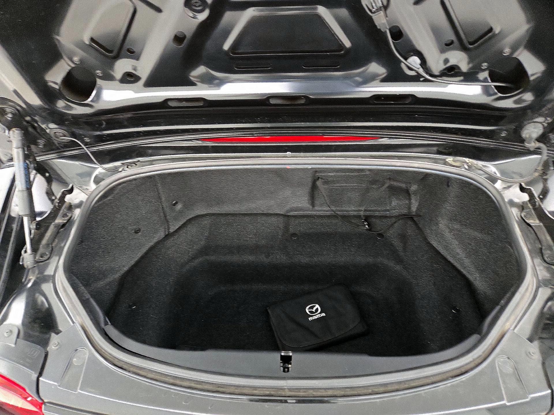 Thumbnail: 2020 Mazda MX-5 Miata - 19