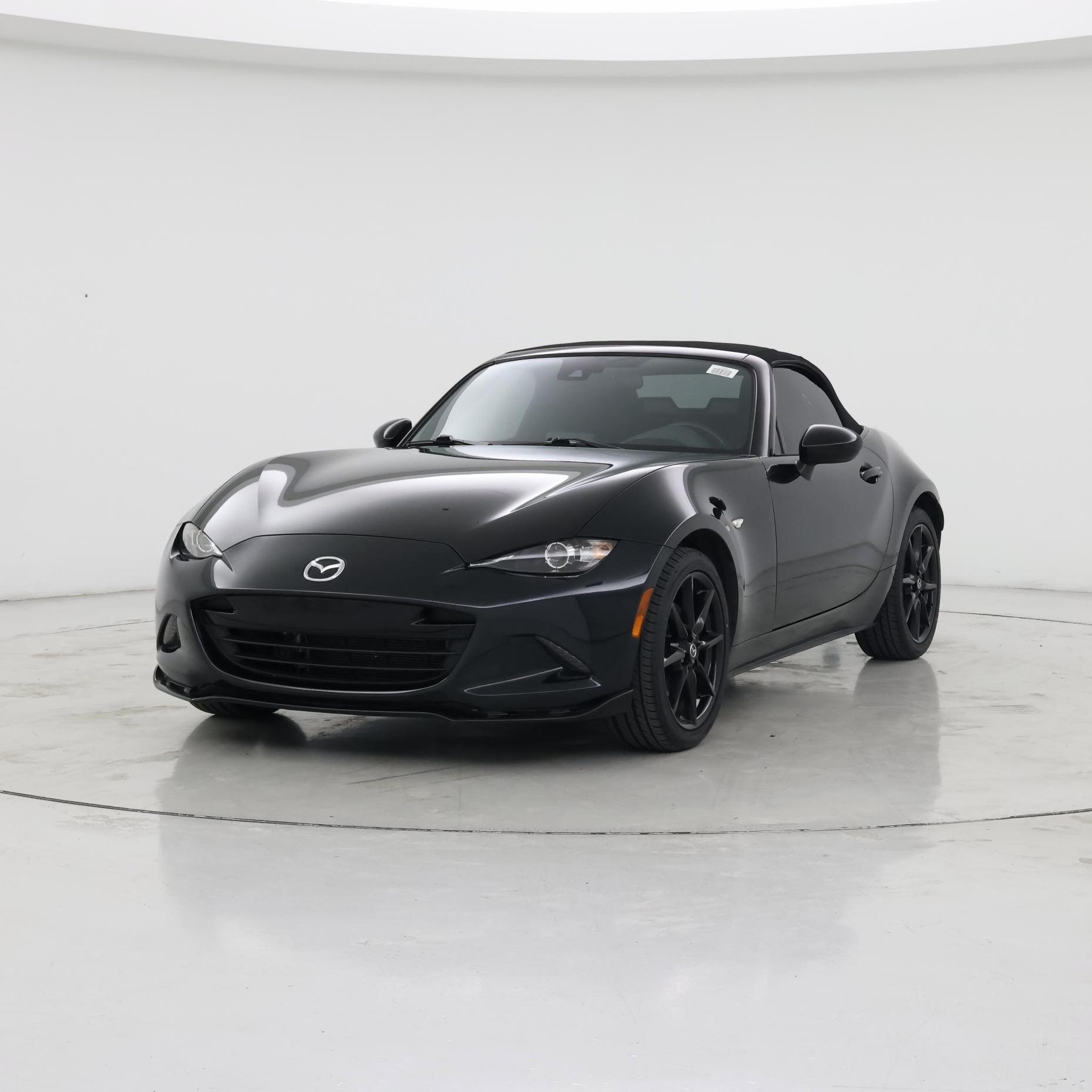 Thumbnail: 2020 Mazda MX-5 Miata - 4