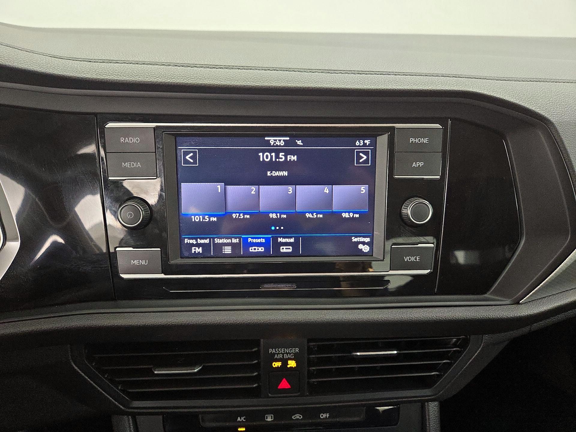 Thumbnail: 2024 Volkswagen Jetta - 15