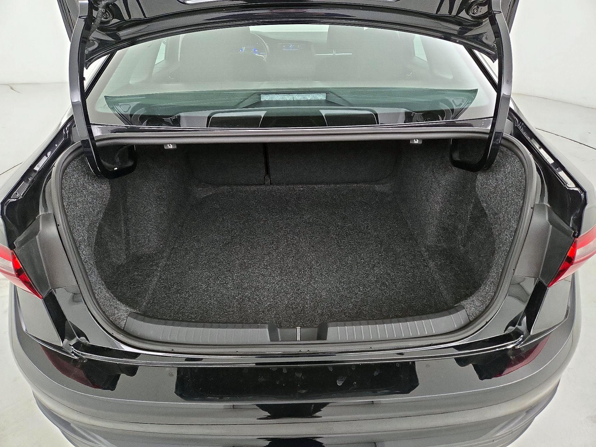 Thumbnail: 2024 Volkswagen Jetta - 20