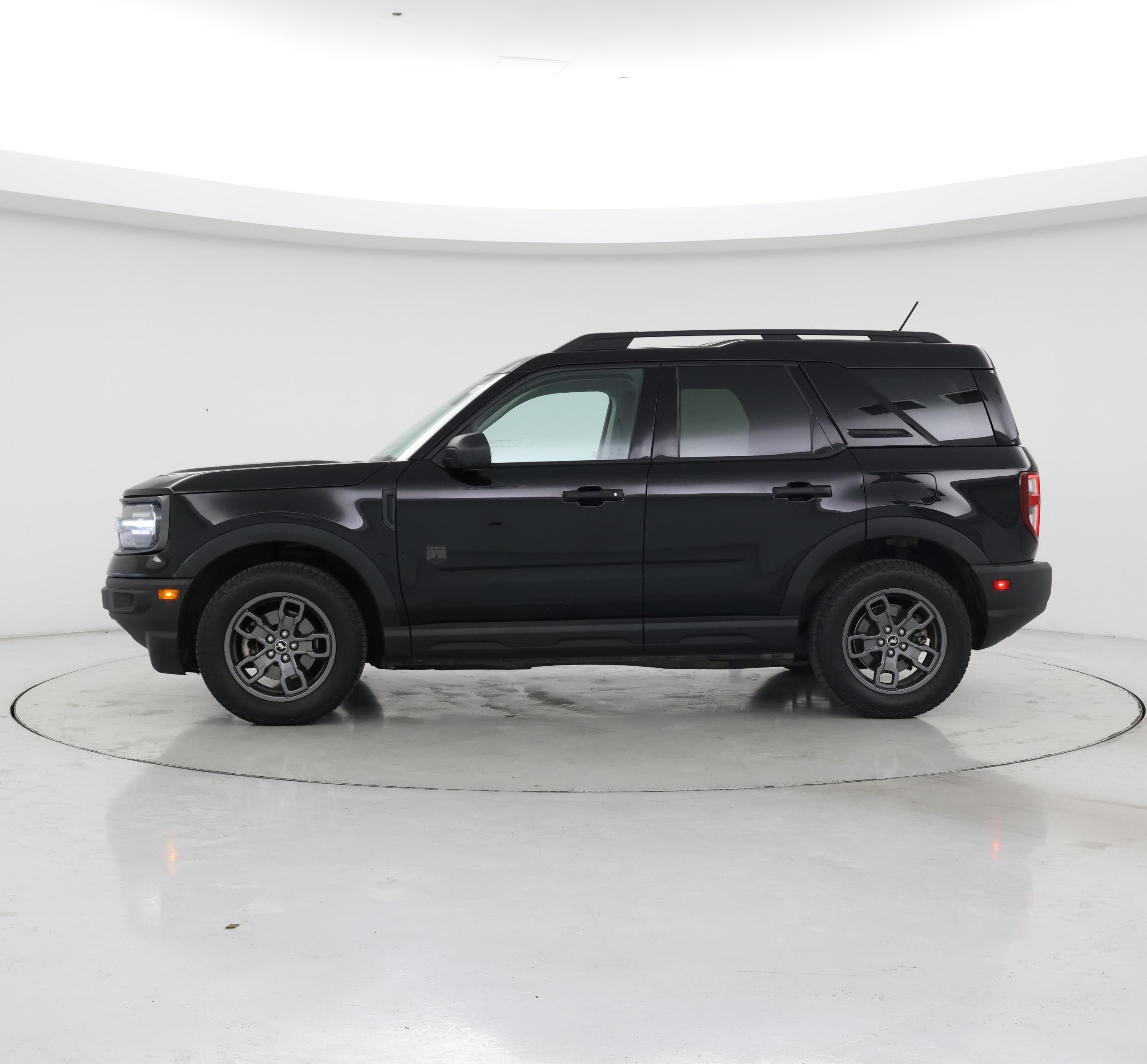 Thumbnail: 2021 Ford Bronco Sport - 3