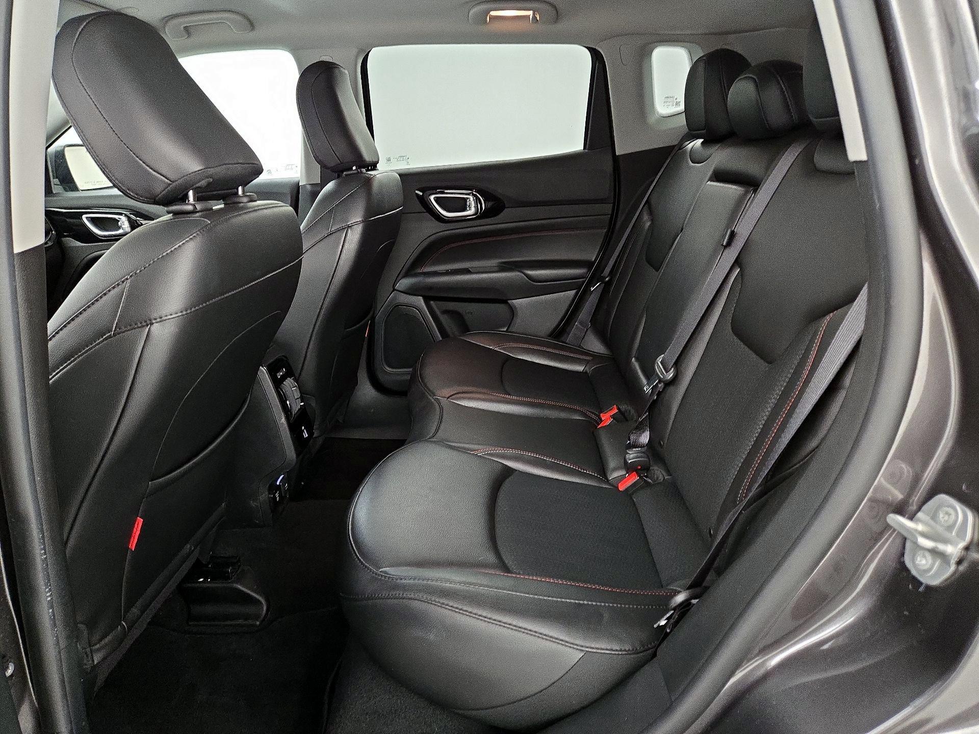 Thumbnail: 2022 Jeep Compass - 19