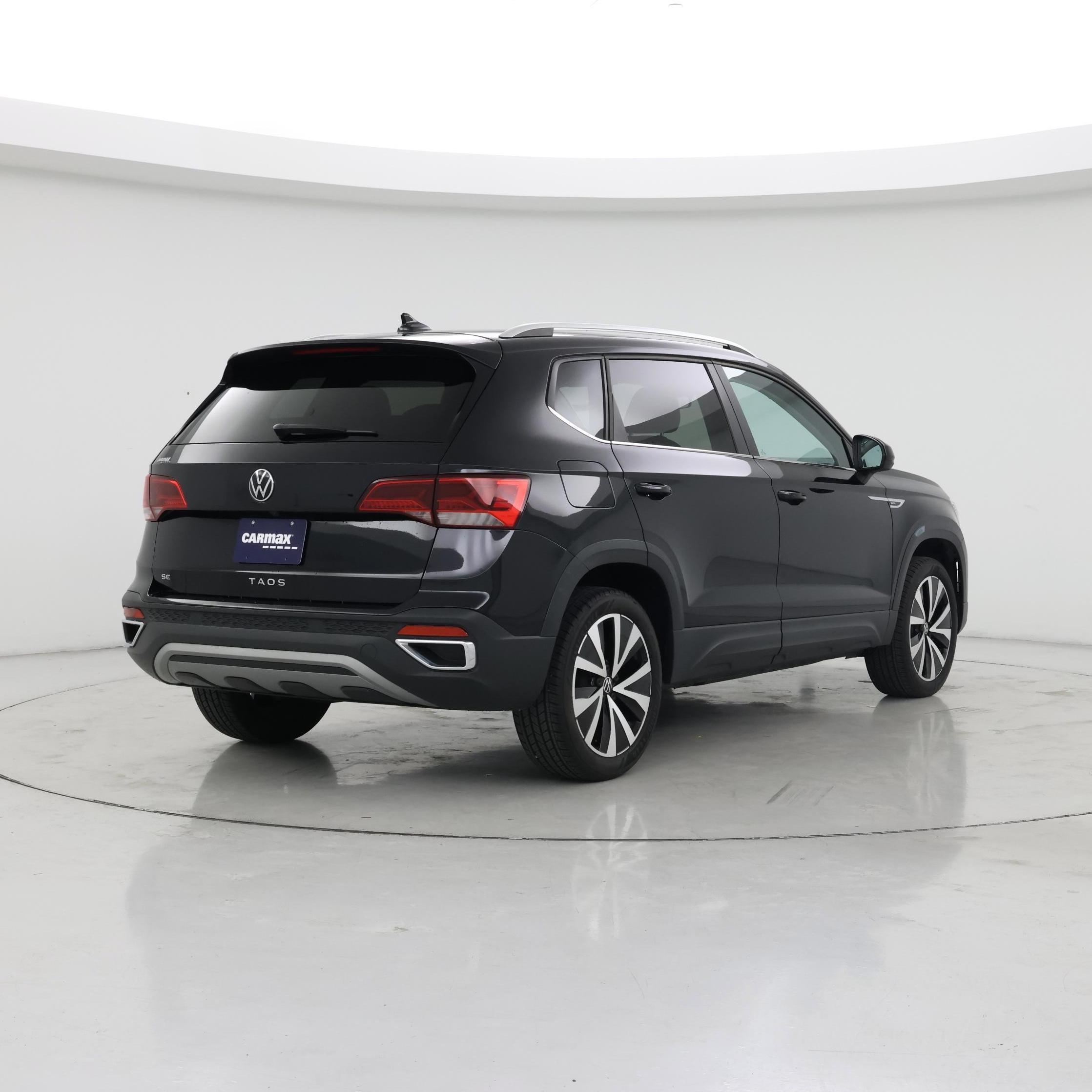 Thumbnail: 2023 Volkswagen Taos - 8