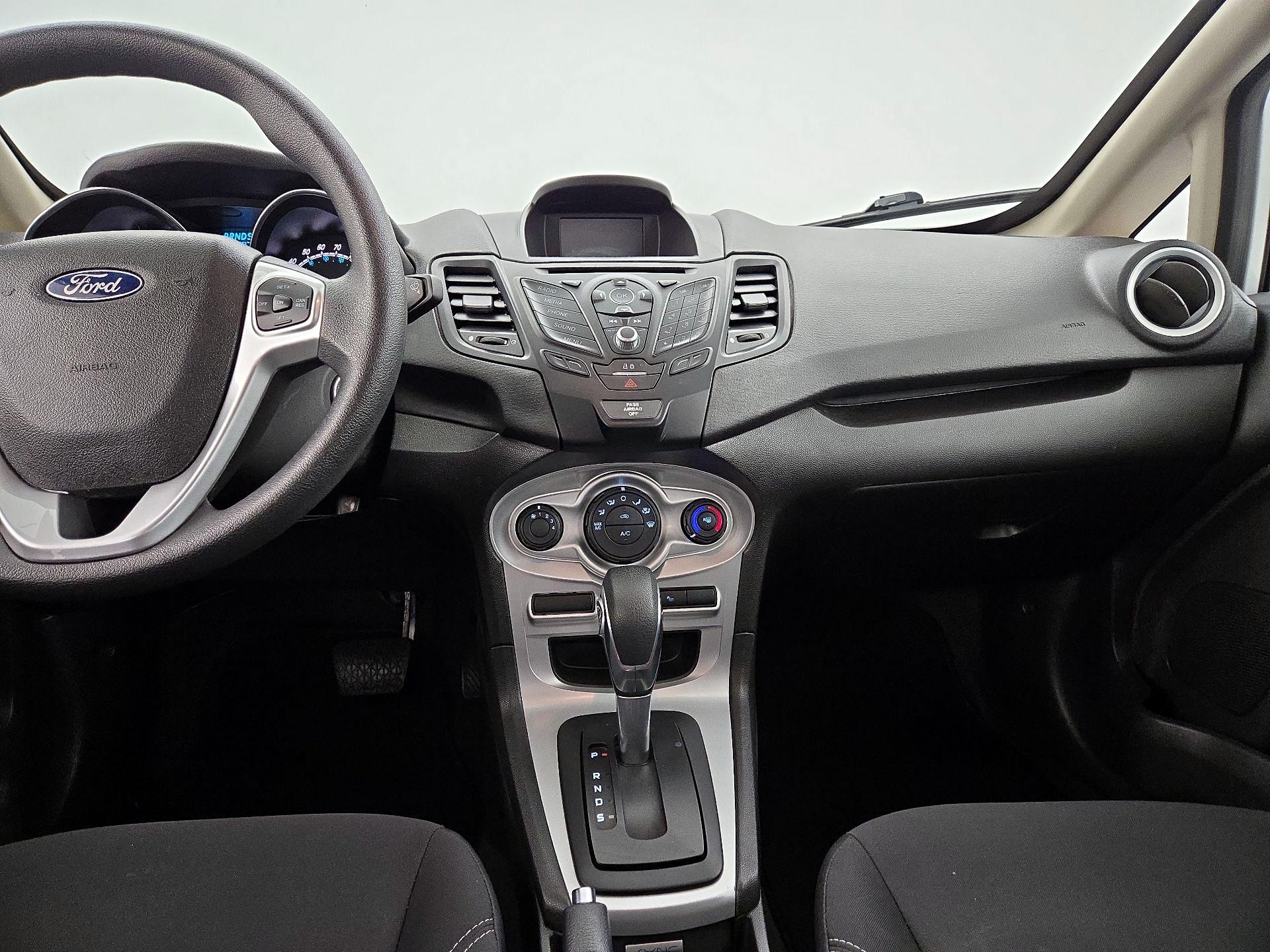 Thumbnail: 2018 Ford Fiesta - 9