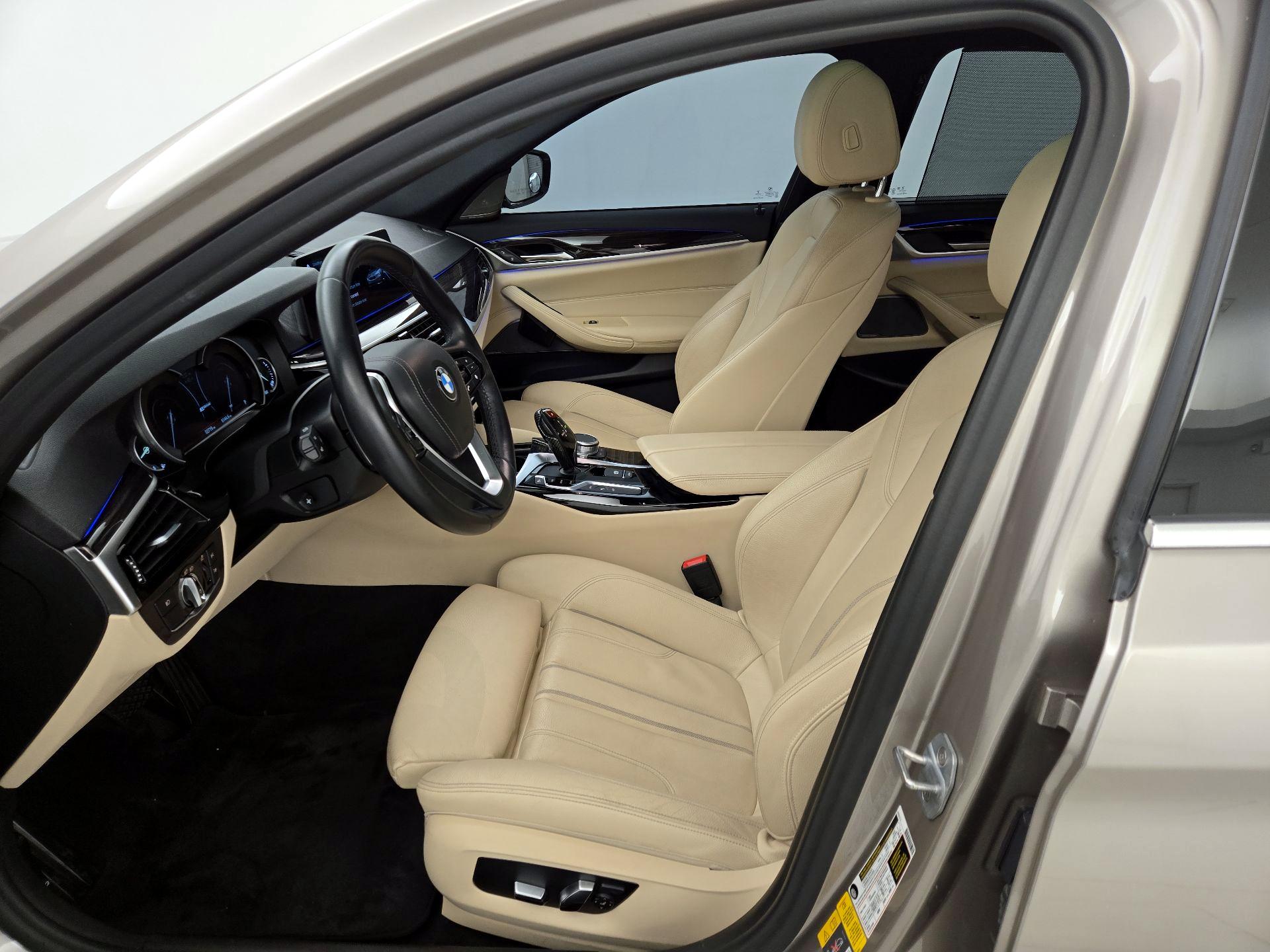 Thumbnail: 2018 BMW 5 Series - 11