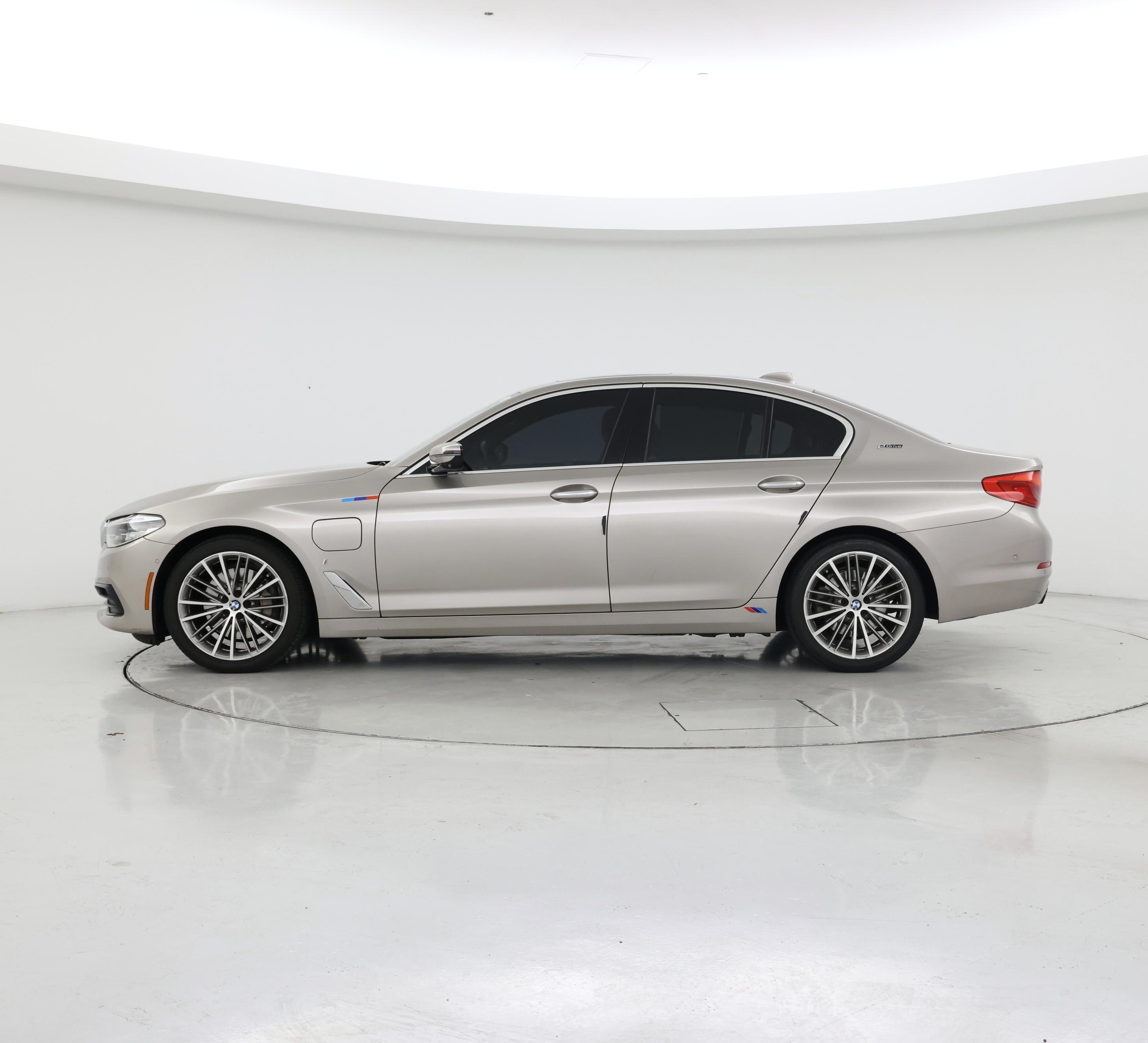 Thumbnail: 2018 BMW 5 Series - 3