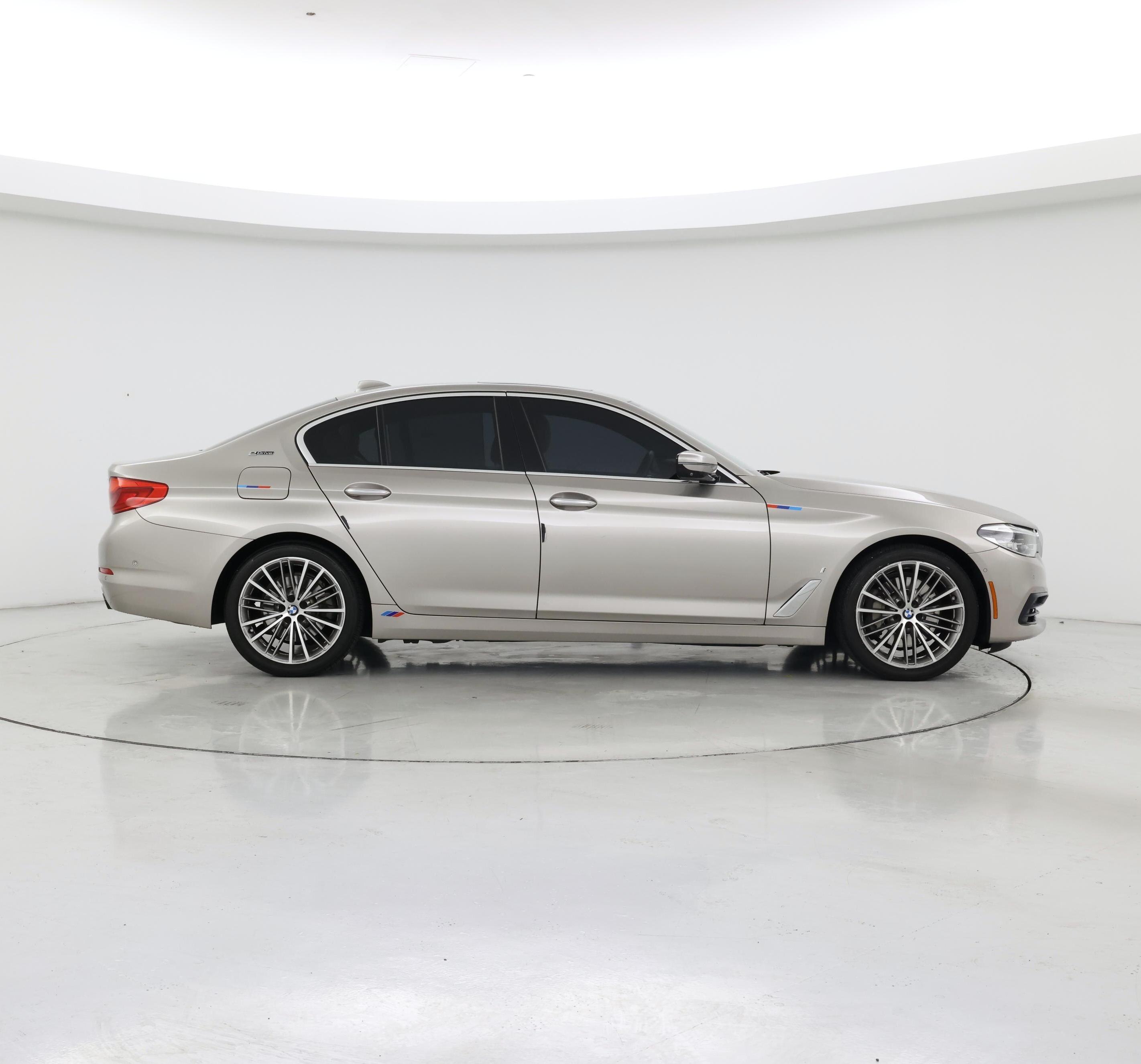 Thumbnail: 2018 BMW 5 Series - 7