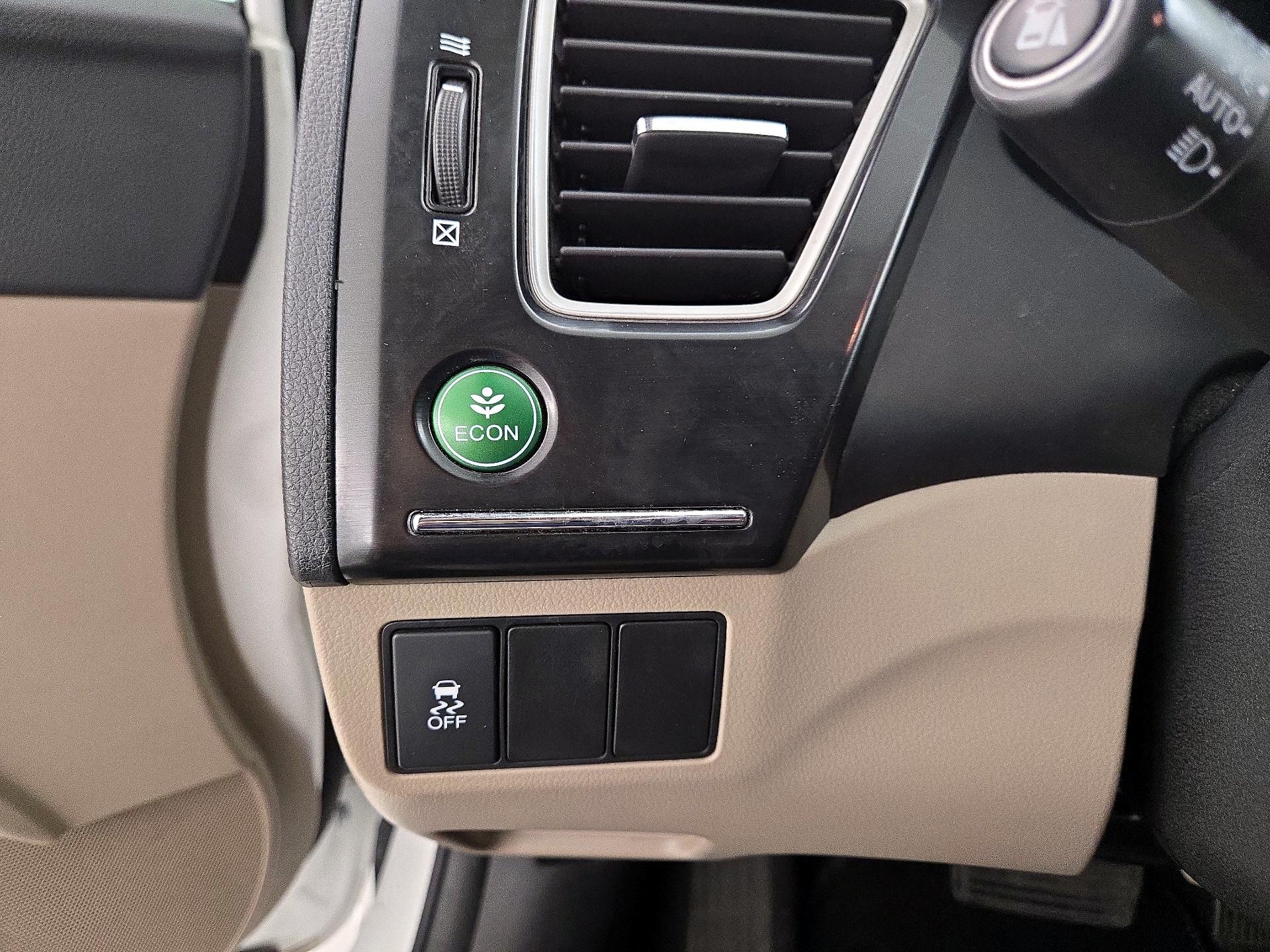 Thumbnail: 2014 Honda Civic - 13