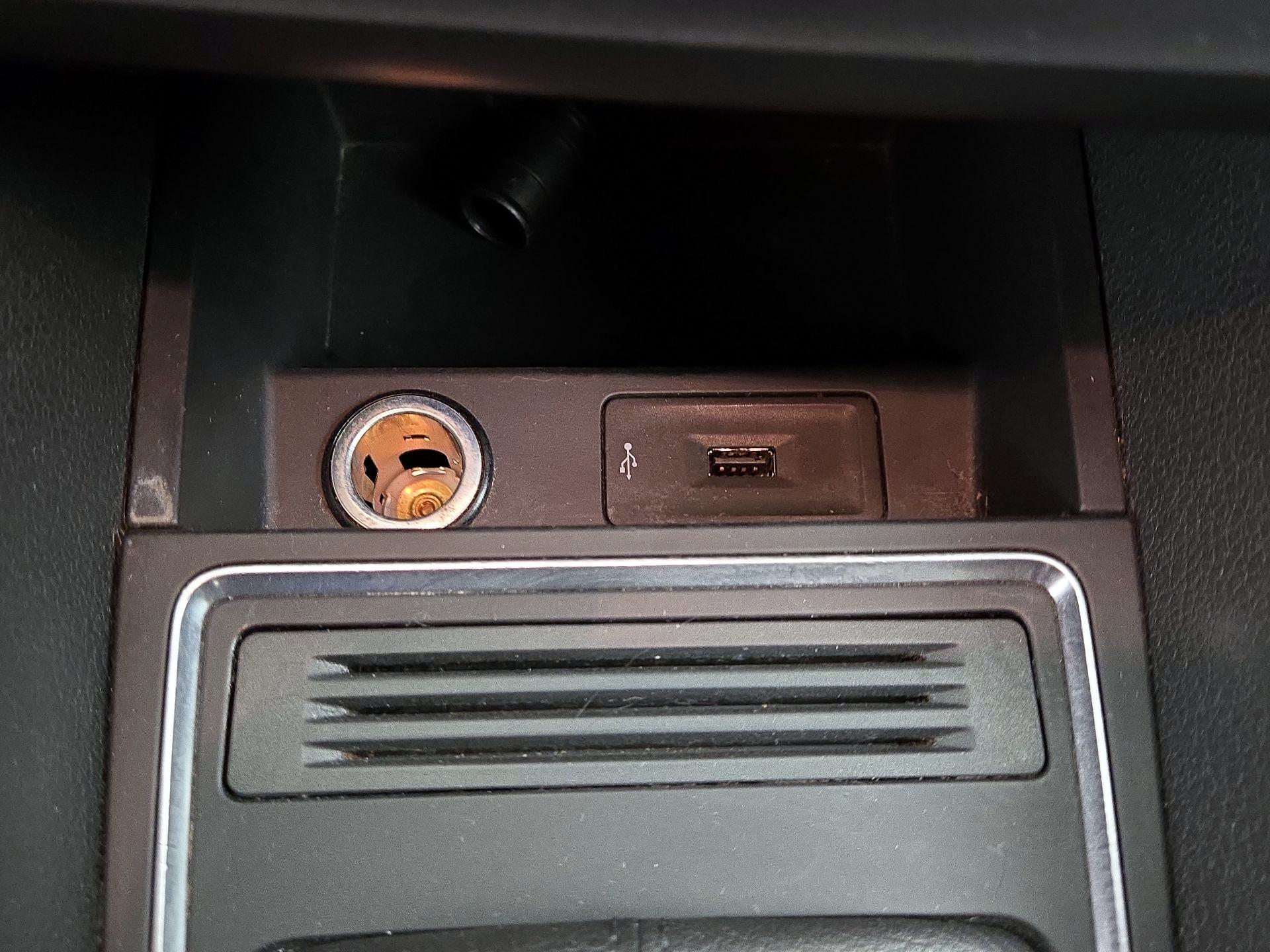 Thumbnail: 2017 Volkswagen Jetta - 18