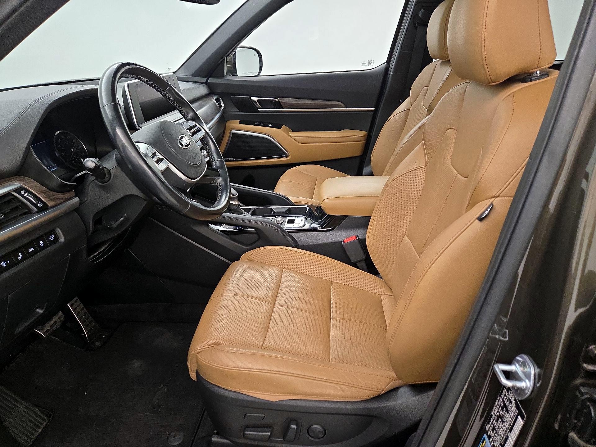 Thumbnail: 2020 Kia Telluride - 11