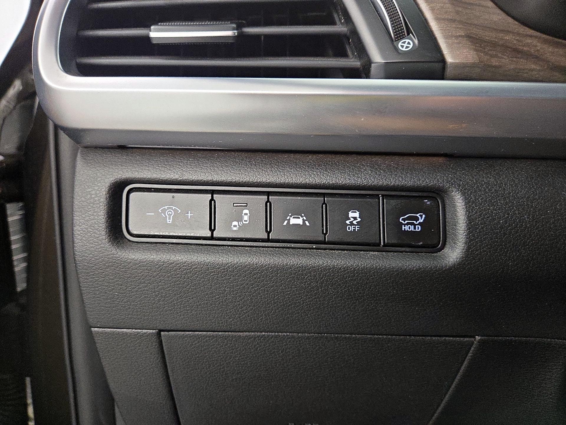 Thumbnail: 2020 Kia Telluride - 13