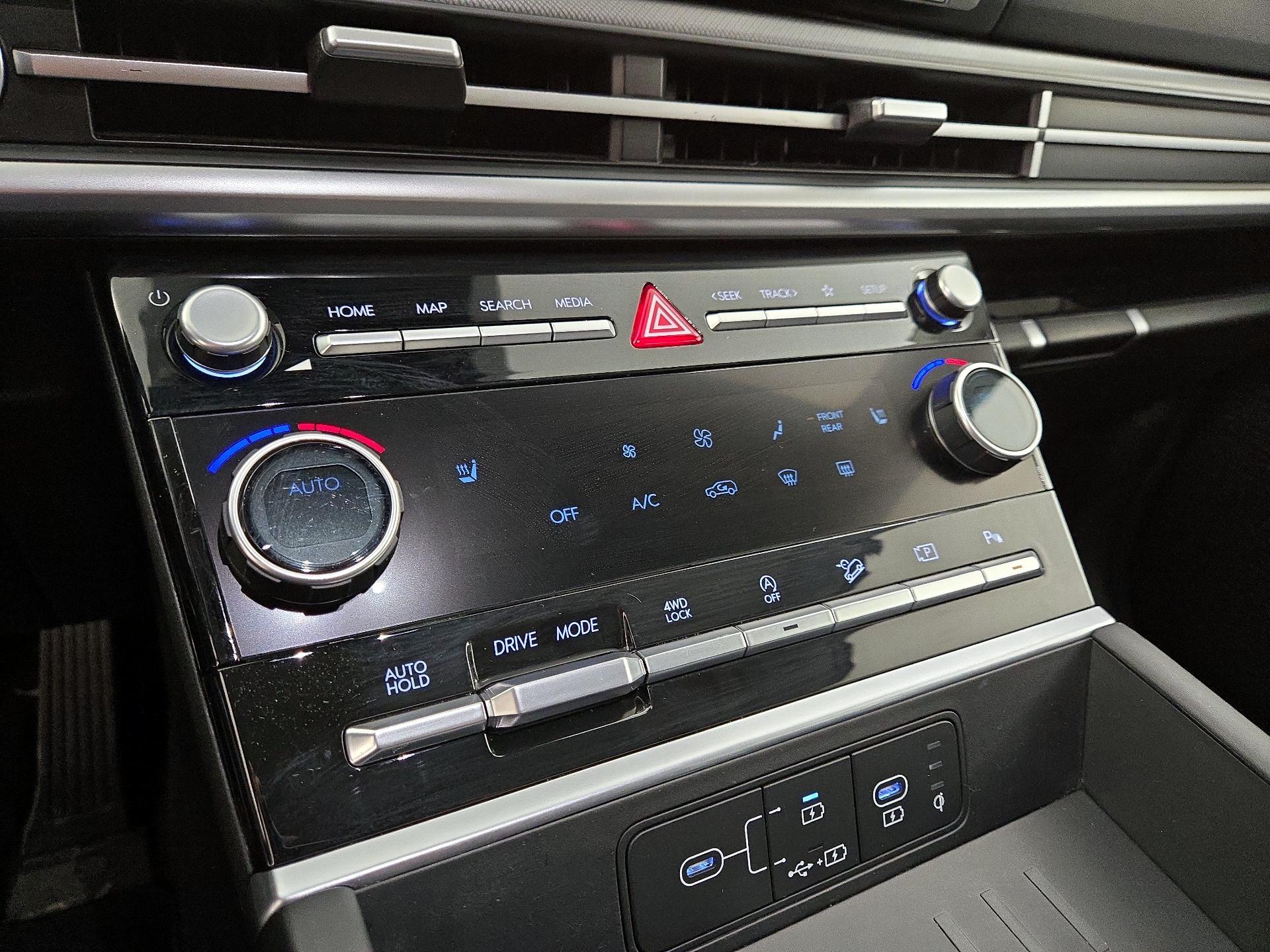 Thumbnail: 2024 Hyundai Santa Fe - 17