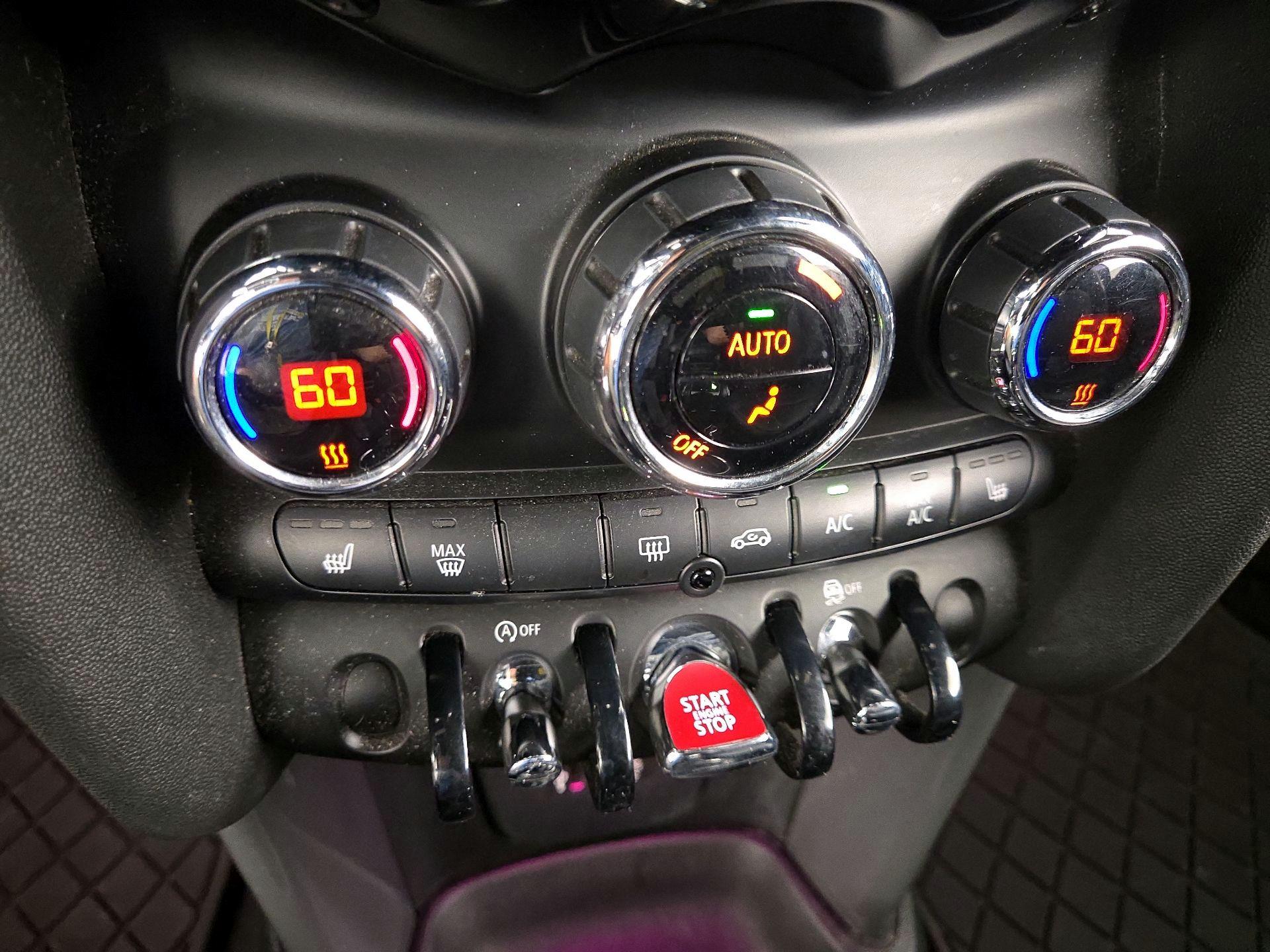 Thumbnail: 2017 MINI Cooper - 16