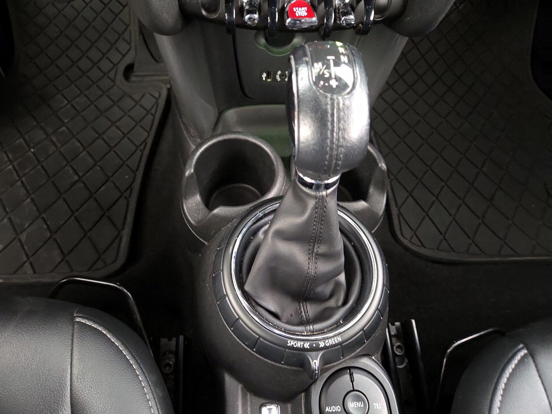 Thumbnail: 2017 MINI Cooper - 17