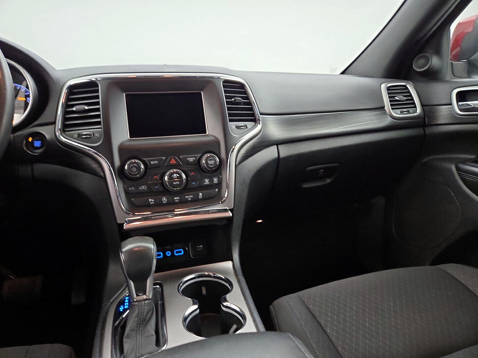 Thumbnail: 2019 Jeep Grand Cherokee - 9