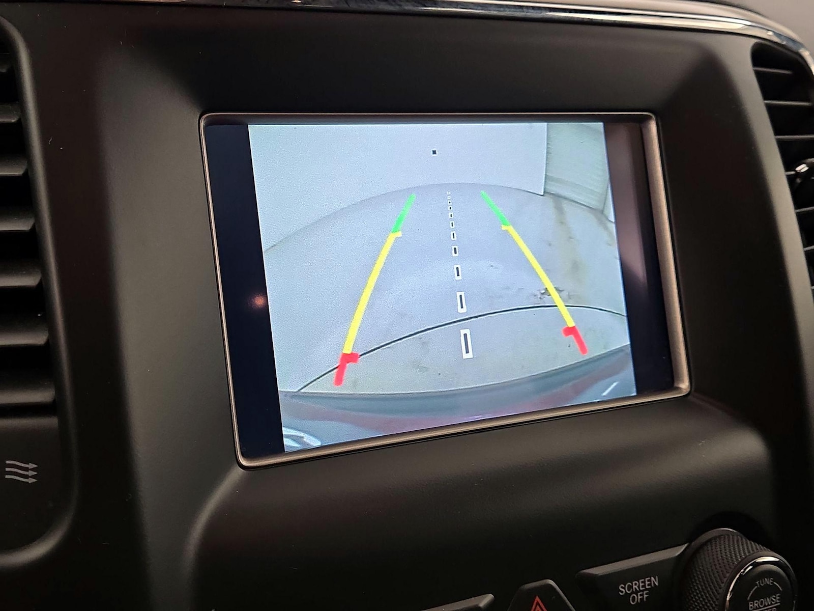 2019 Jeep Grand Cherokee Laredo E - Photo 15