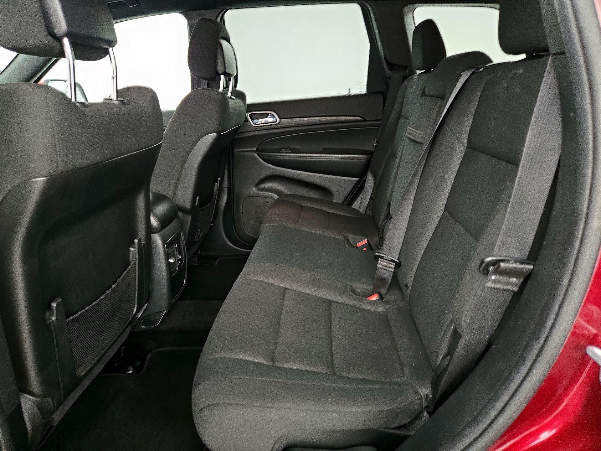 Thumbnail: 2019 Jeep Grand Cherokee - 19