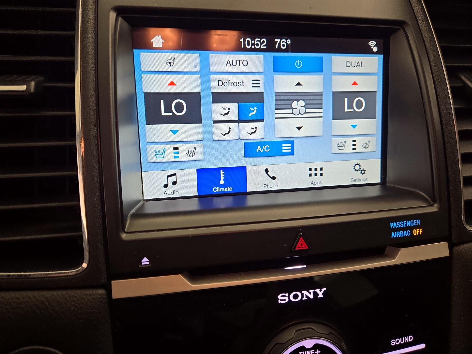 Thumbnail: 2018 Ford Taurus - 14