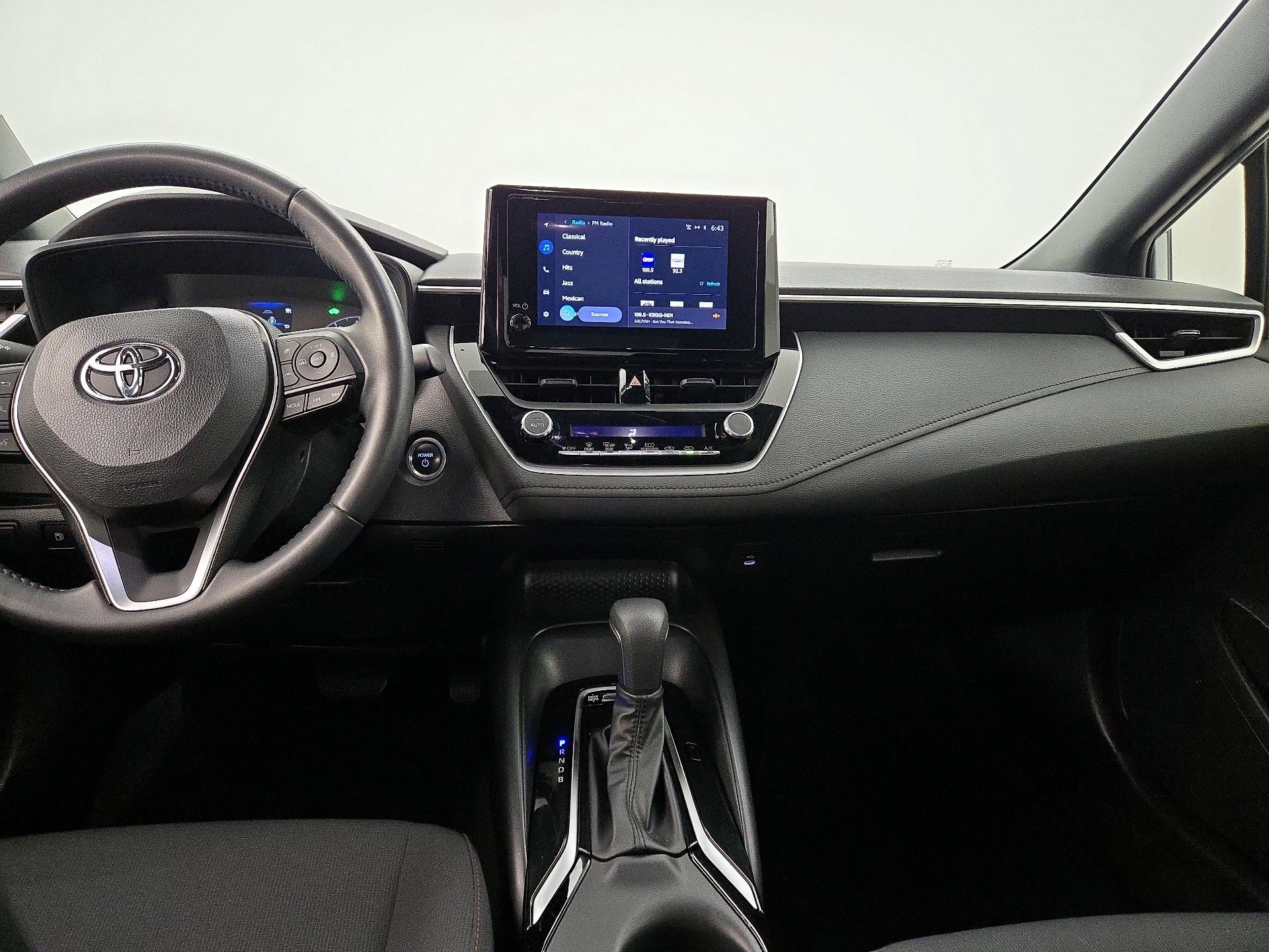 Thumbnail: 2023 Toyota Corolla - 9