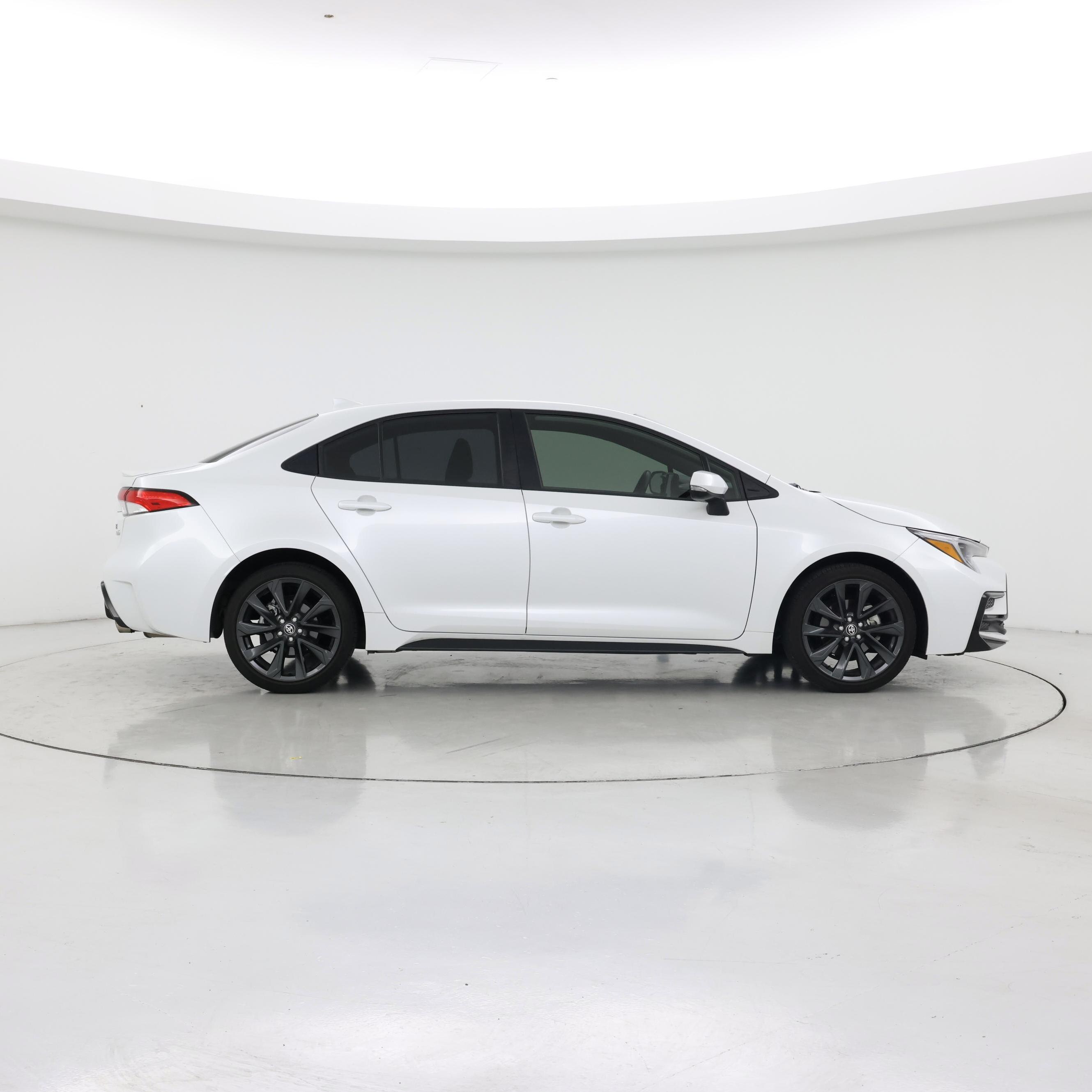 Thumbnail: 2023 Toyota Corolla - 7