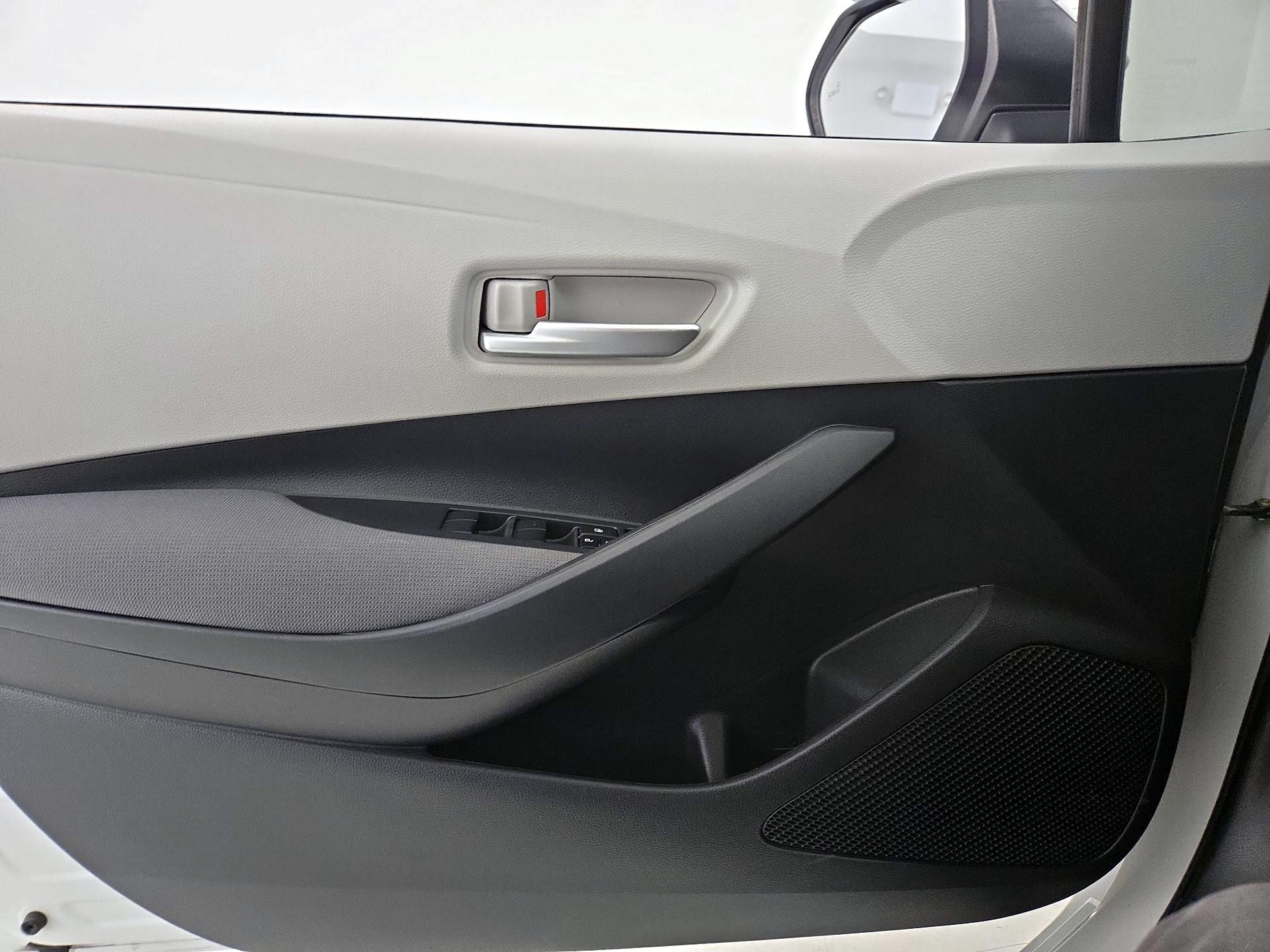 Thumbnail: 2021 Toyota Corolla - 12