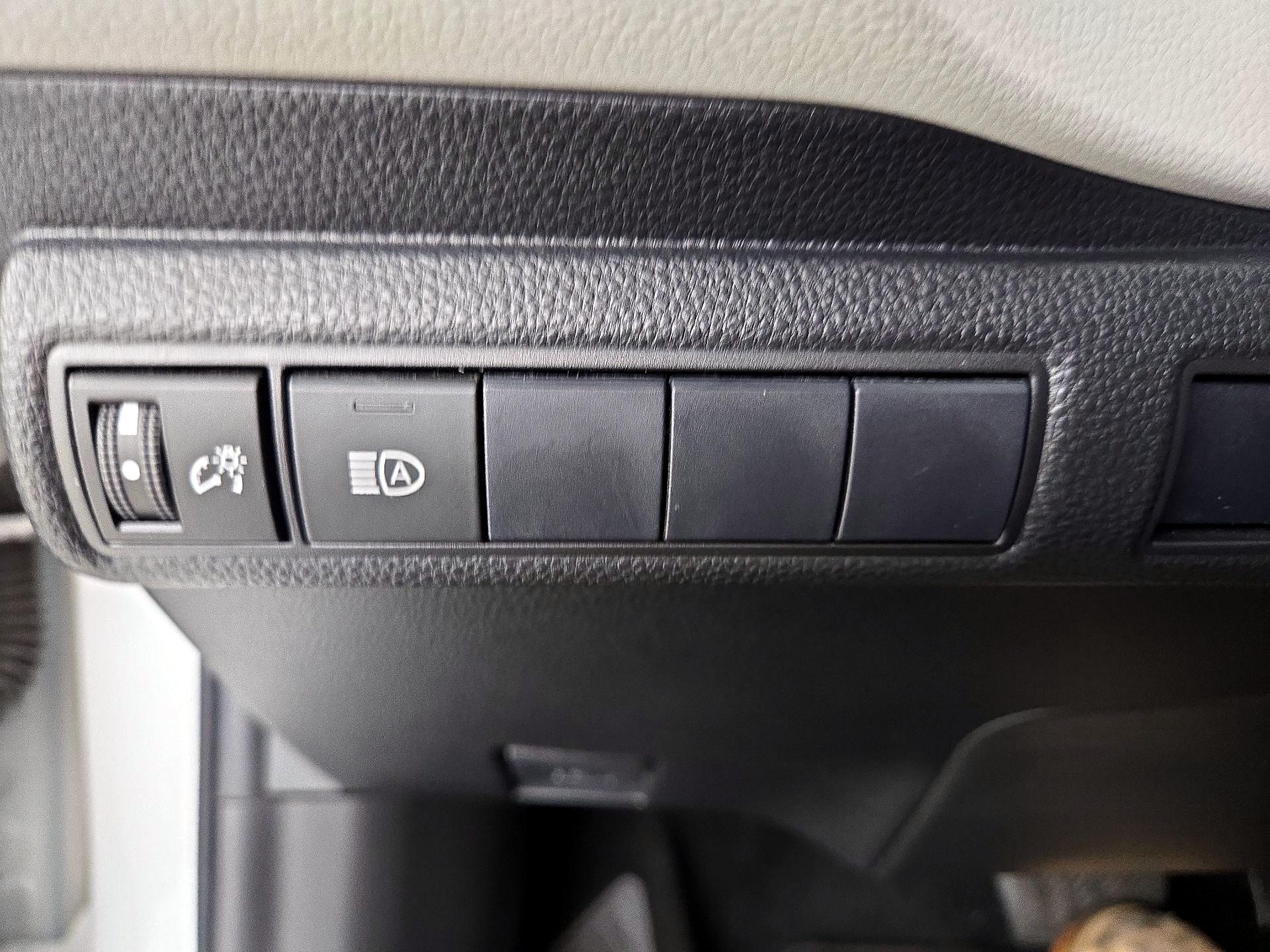 Thumbnail: 2021 Toyota Corolla - 13