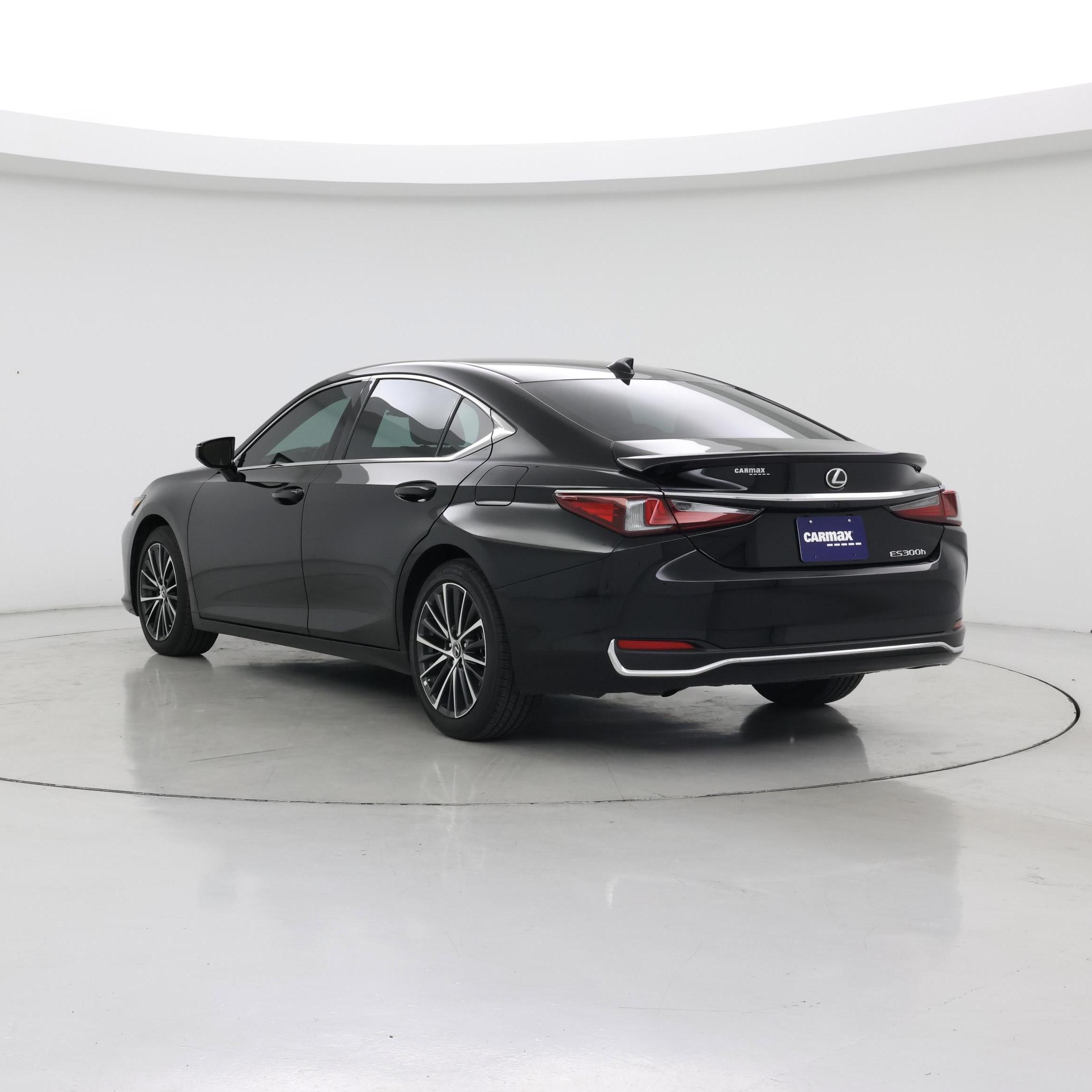 Thumbnail: 2024 Lexus ES - 2